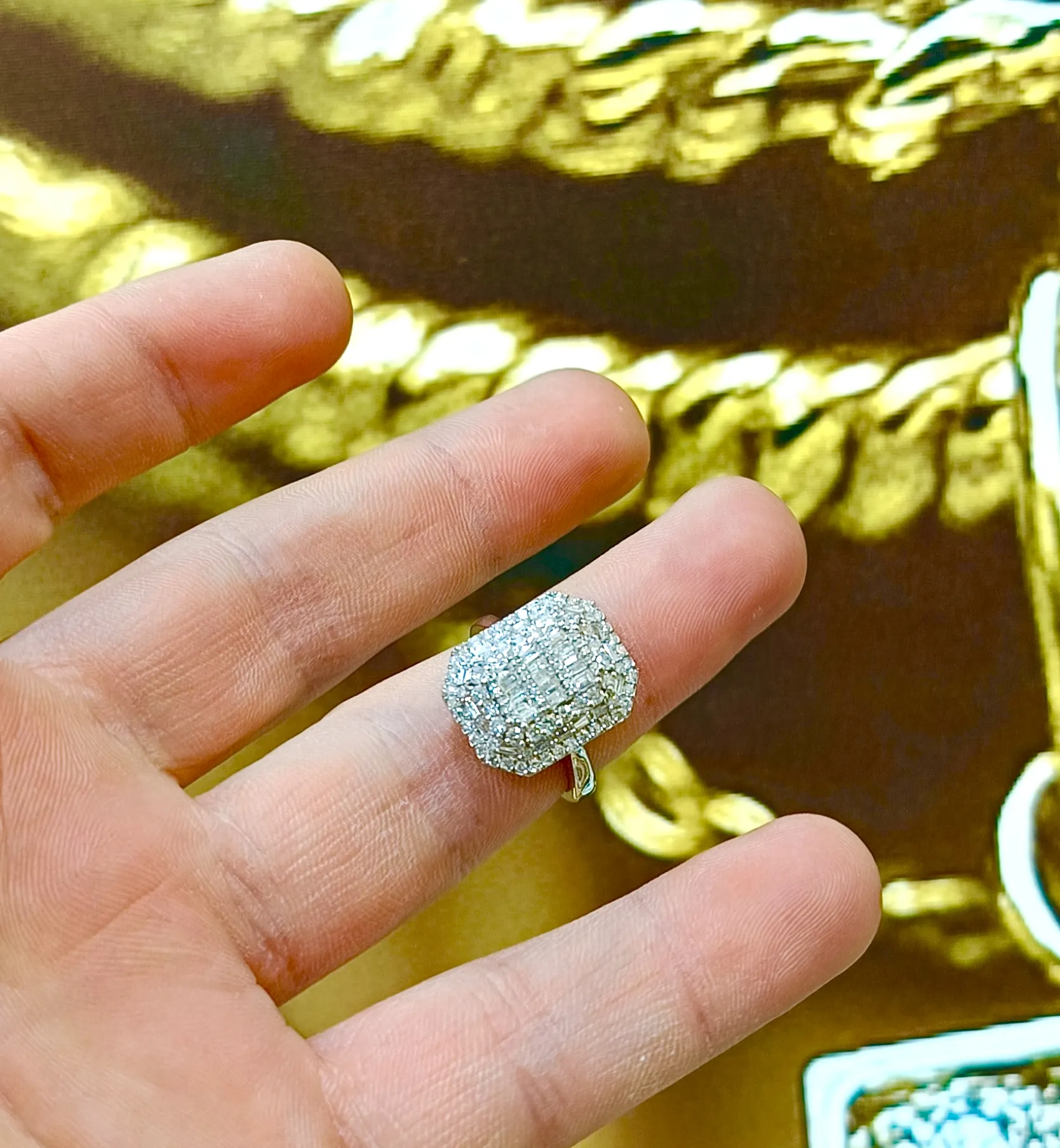 Pırlanta Taşlı Büyük Baget Yüzük