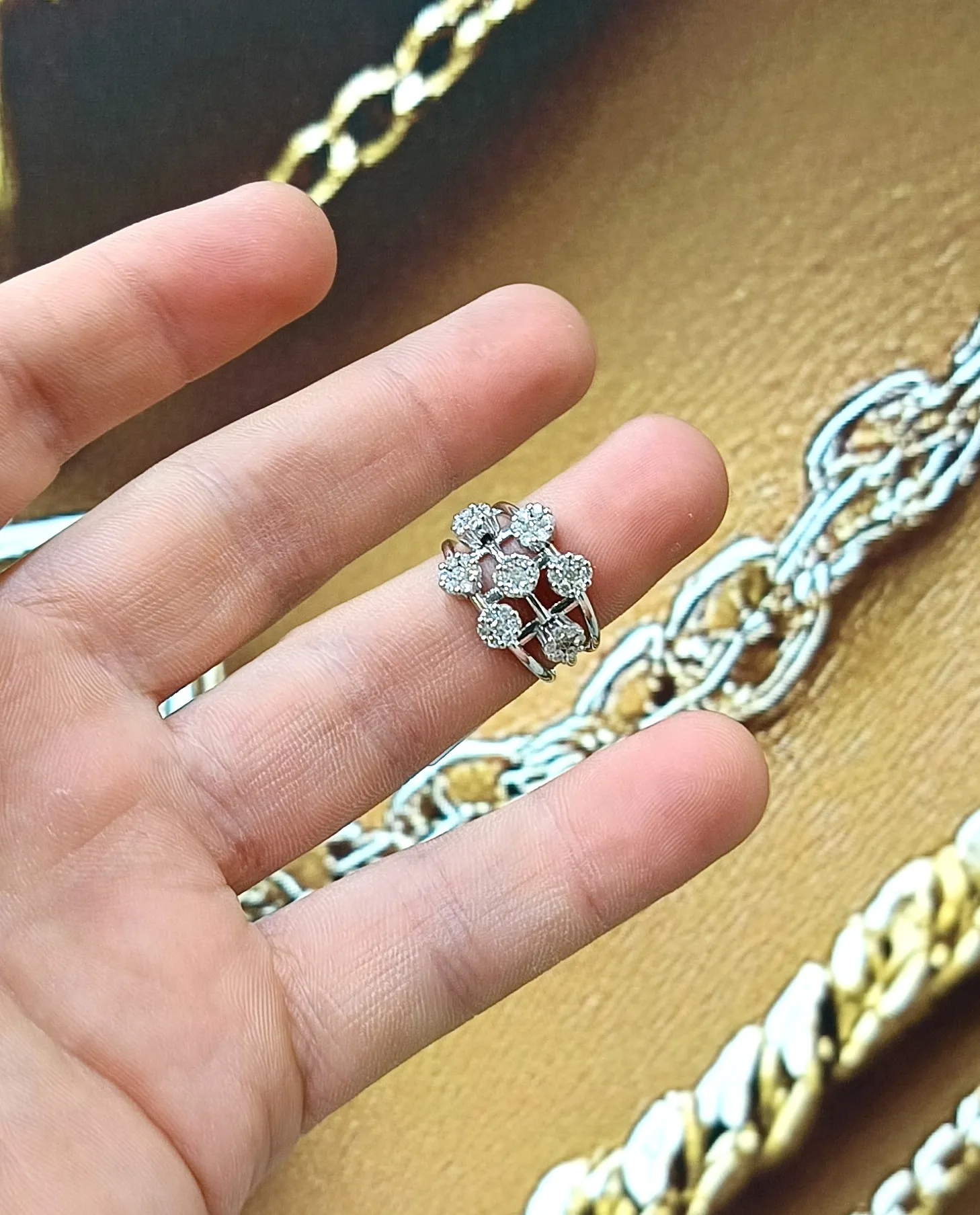 Çiçek Tasarım Pırlanta Yüzük