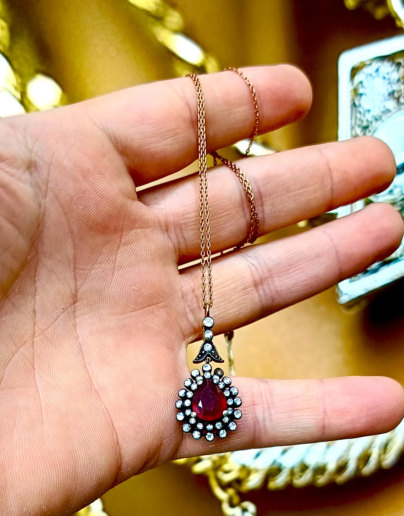 Antika Damla Yakut ve Elmas Taşlı Kolye