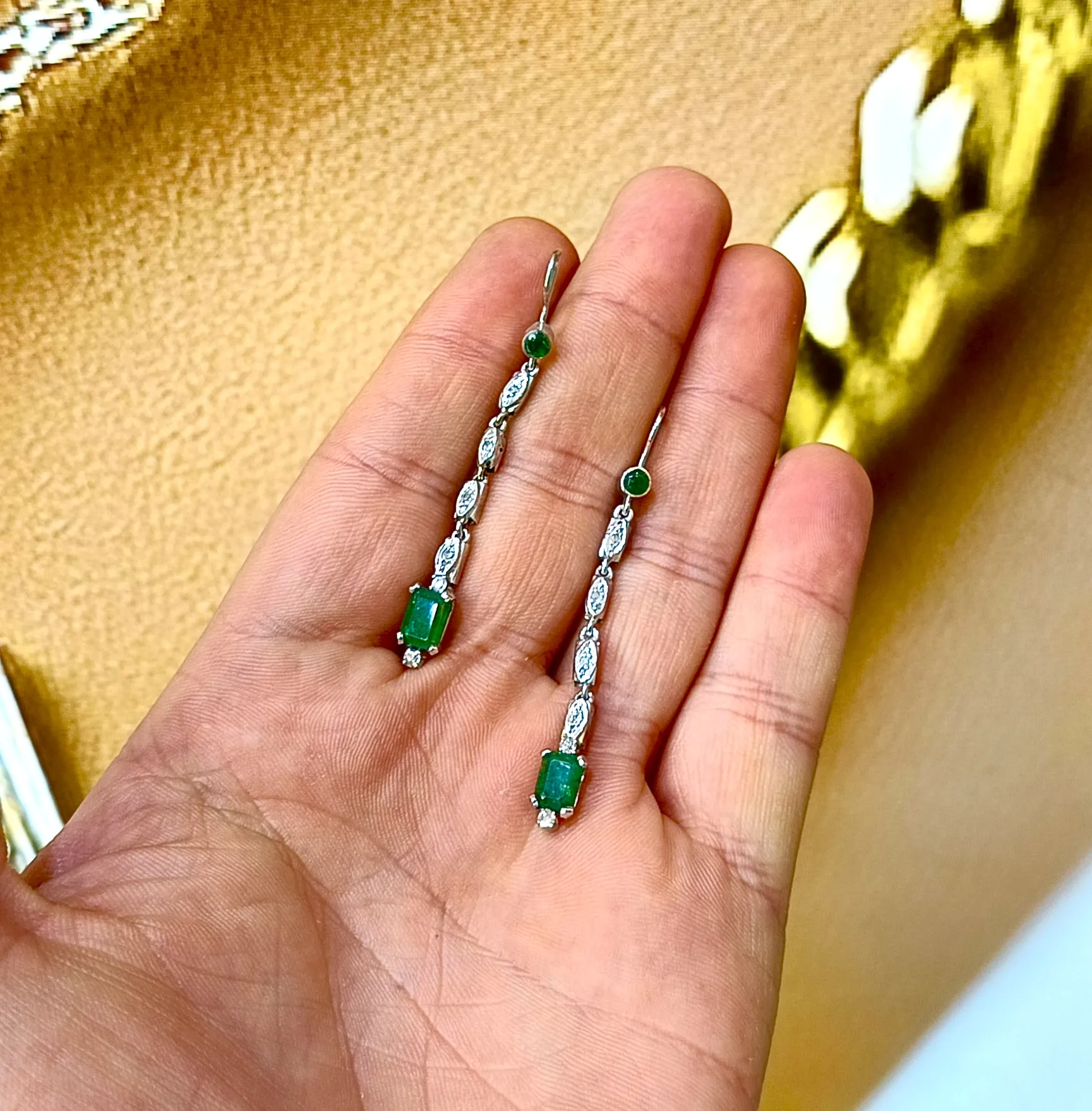 Vintage Tasarım Sallantılı Zümrüt Ve Pırlanta Küpe