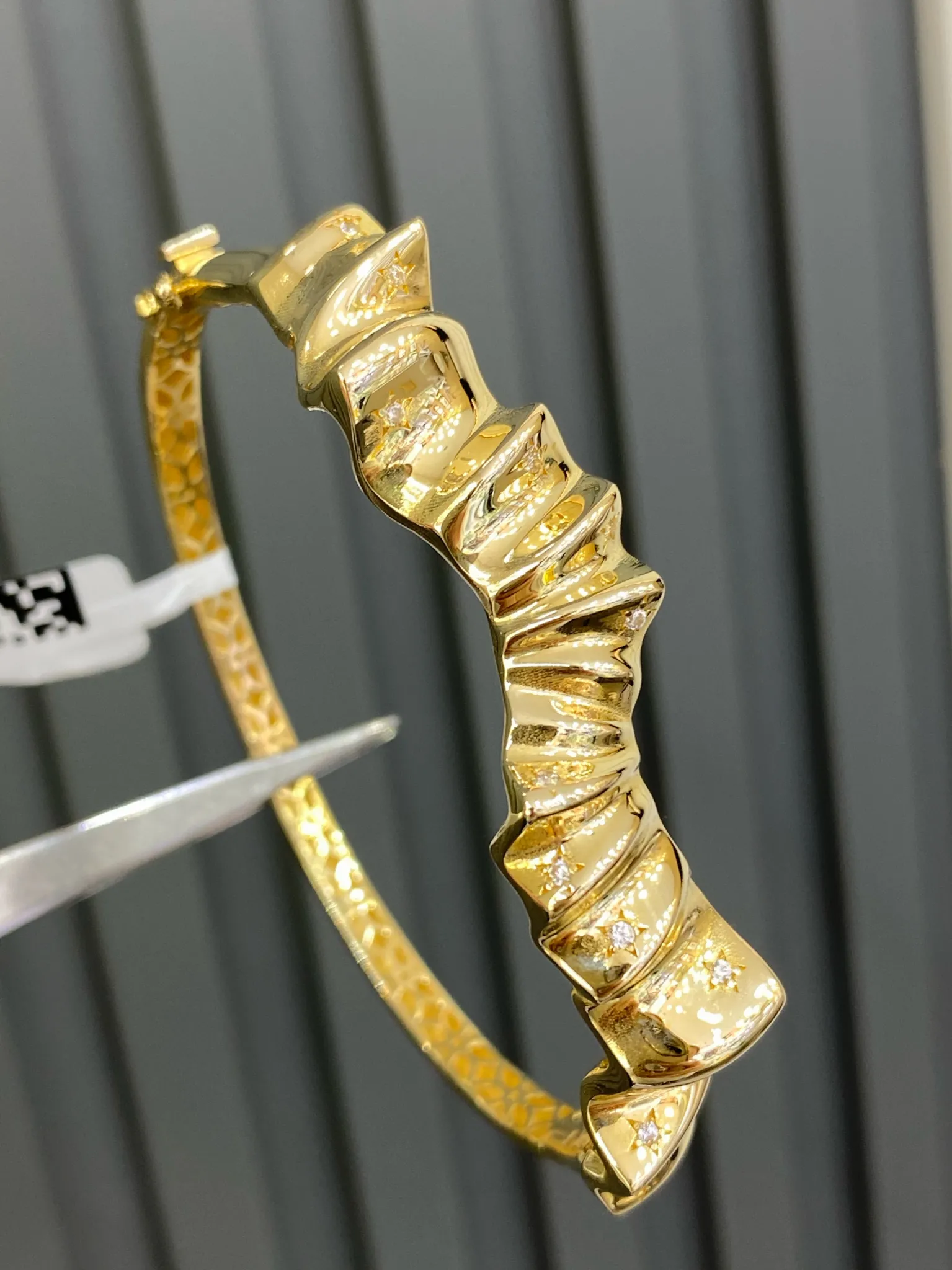 Favori Marka İtalyan Model Kelepçe