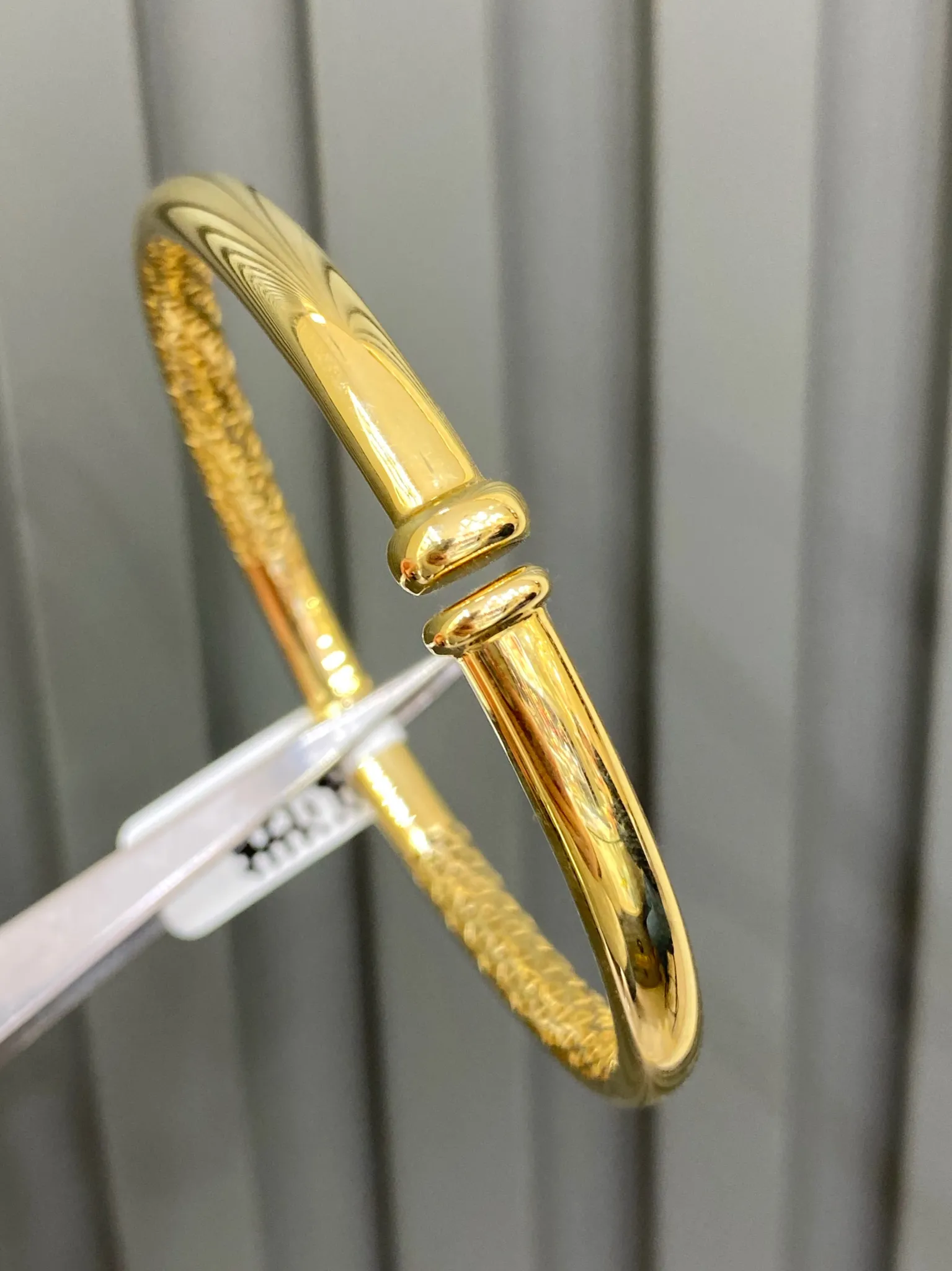 Favori Marka İtalyan Model Kelepçe 