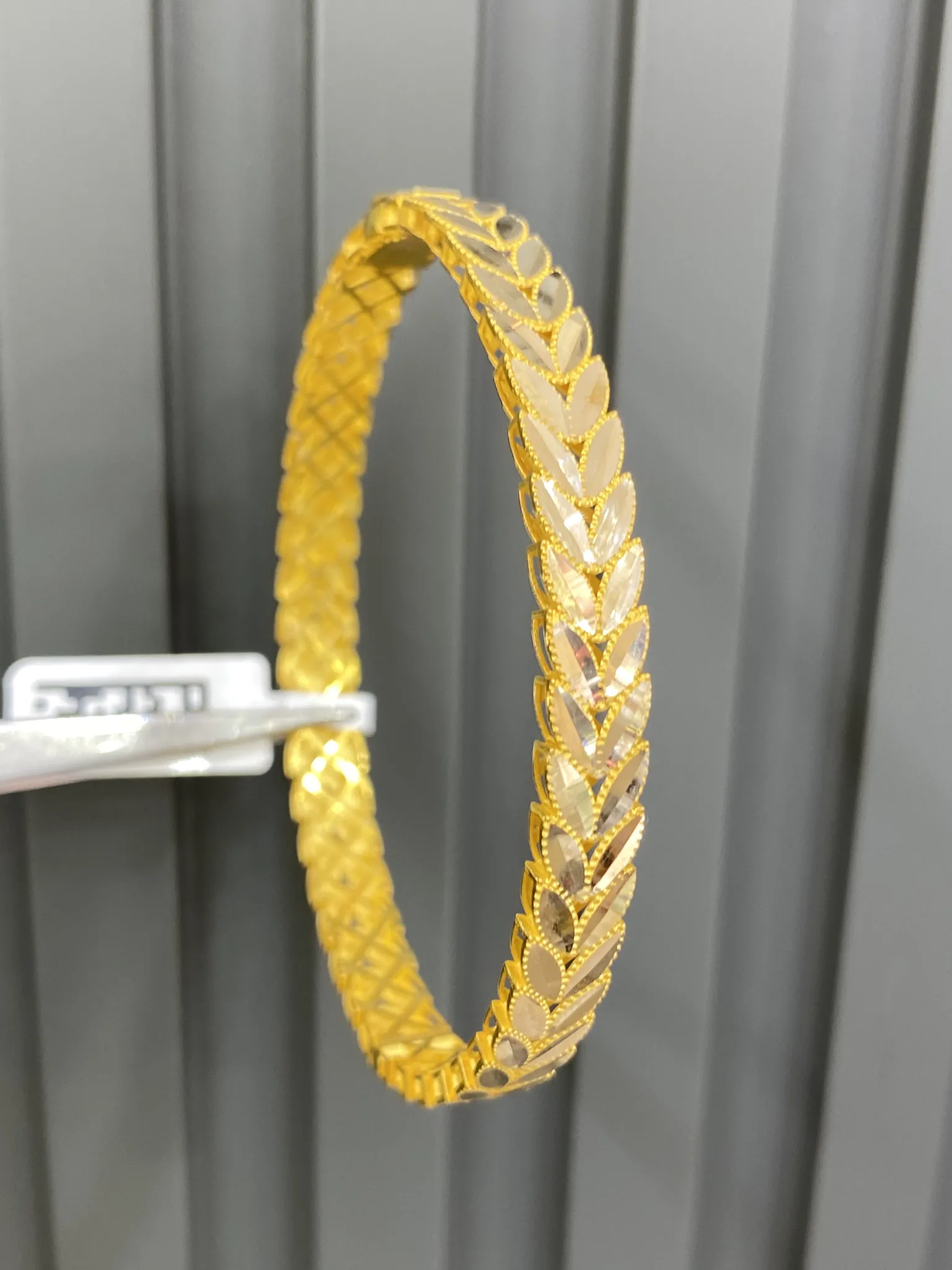 Favori Marka İtalyan Model Kelepçe