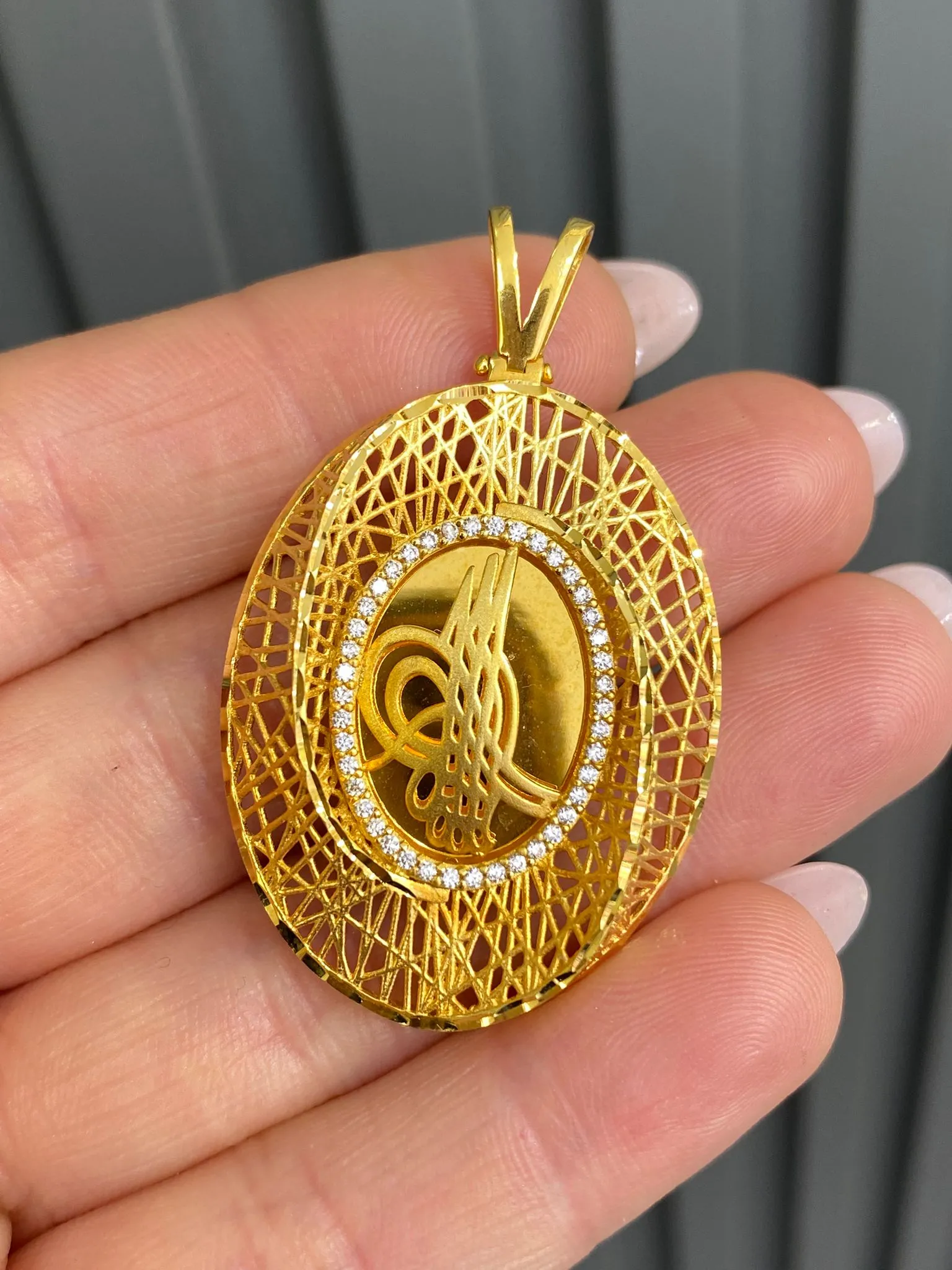 Favori Marka Tuğra Model Uç