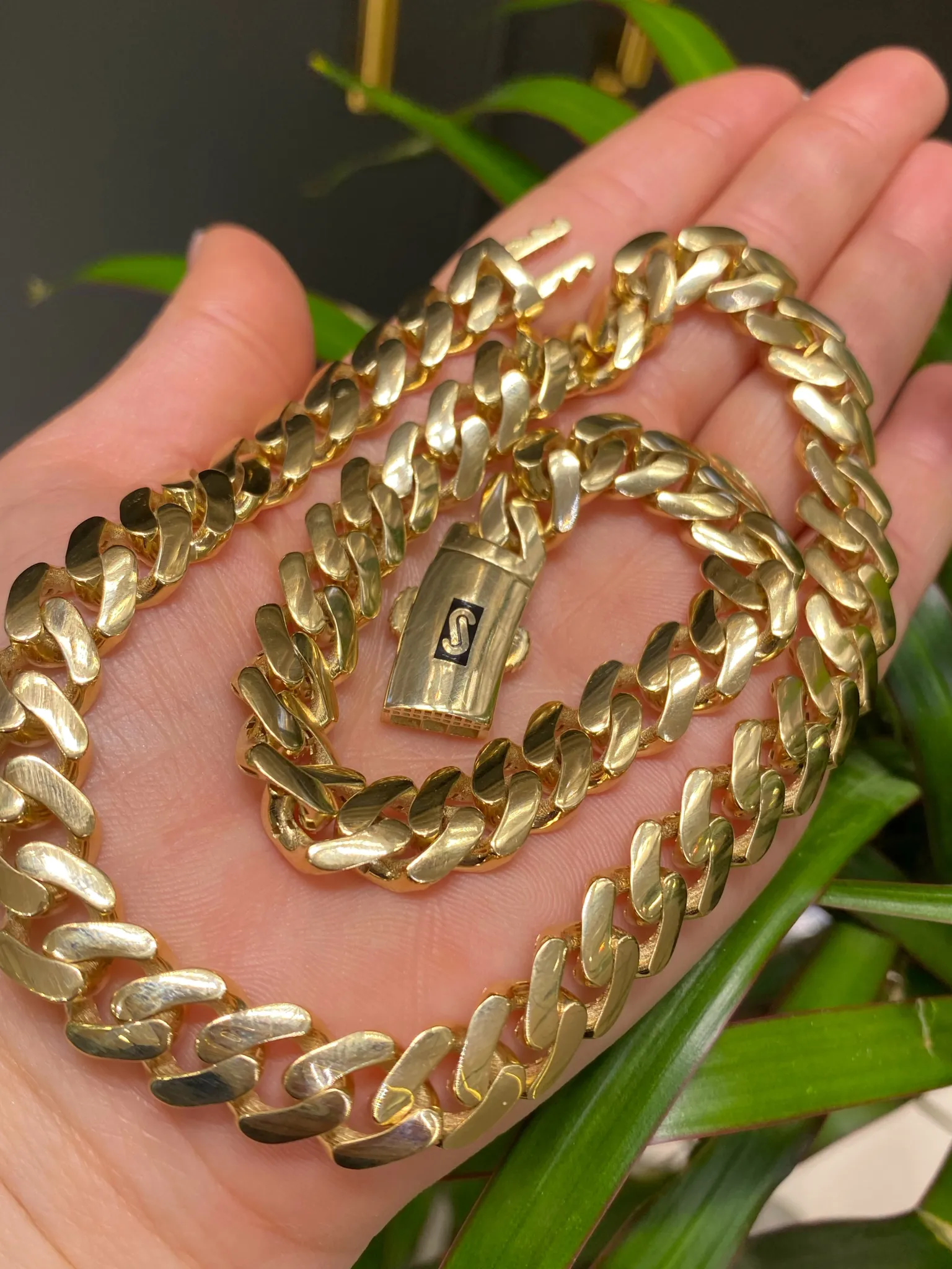 Favori Marka Gurmet Model Zincir