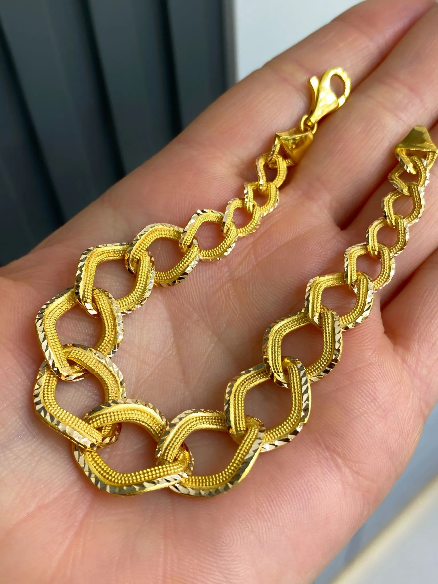 Favori Marka Süzme Model Bileklik