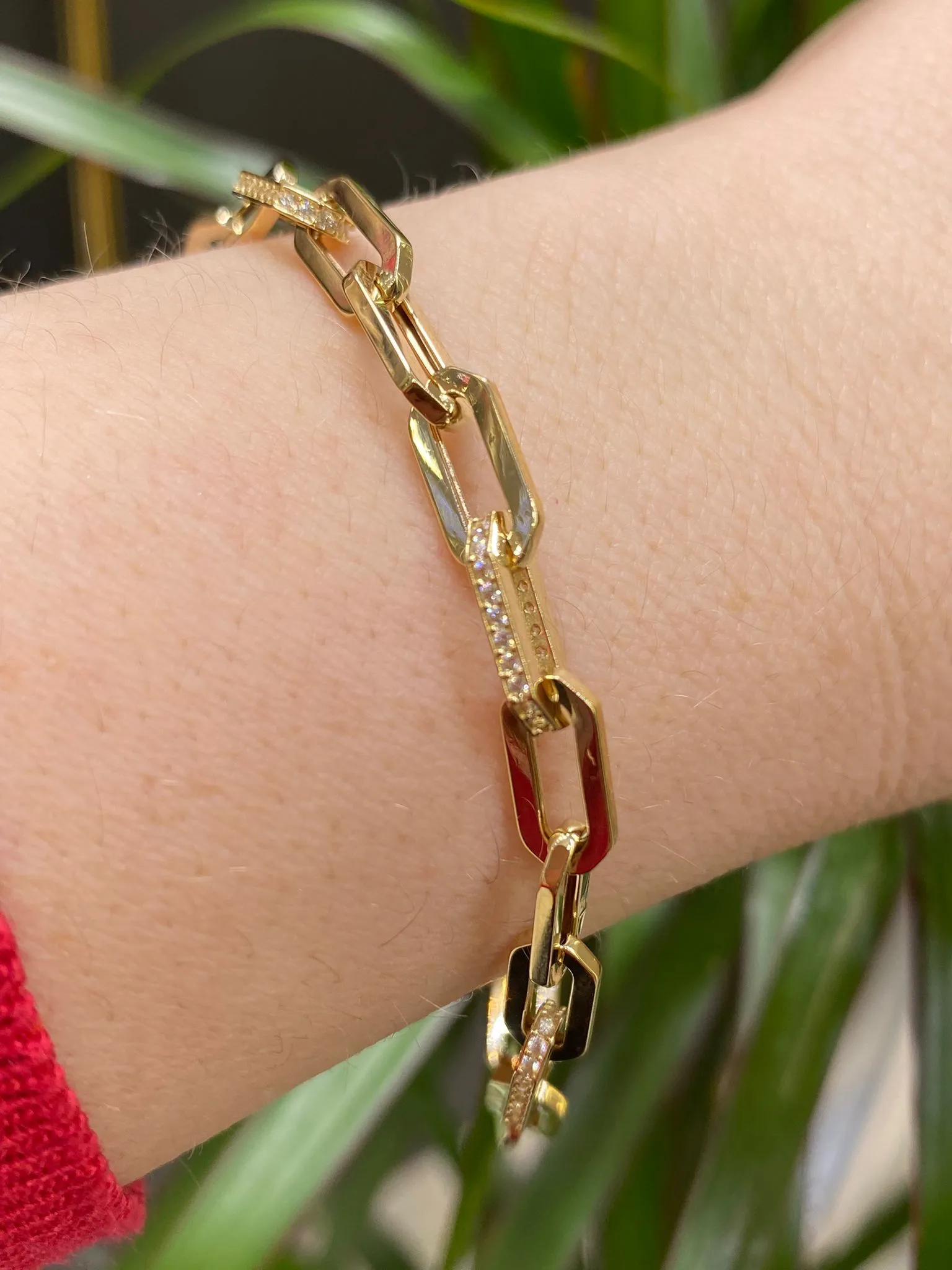 Favori Marka Ataç Model Bileklik