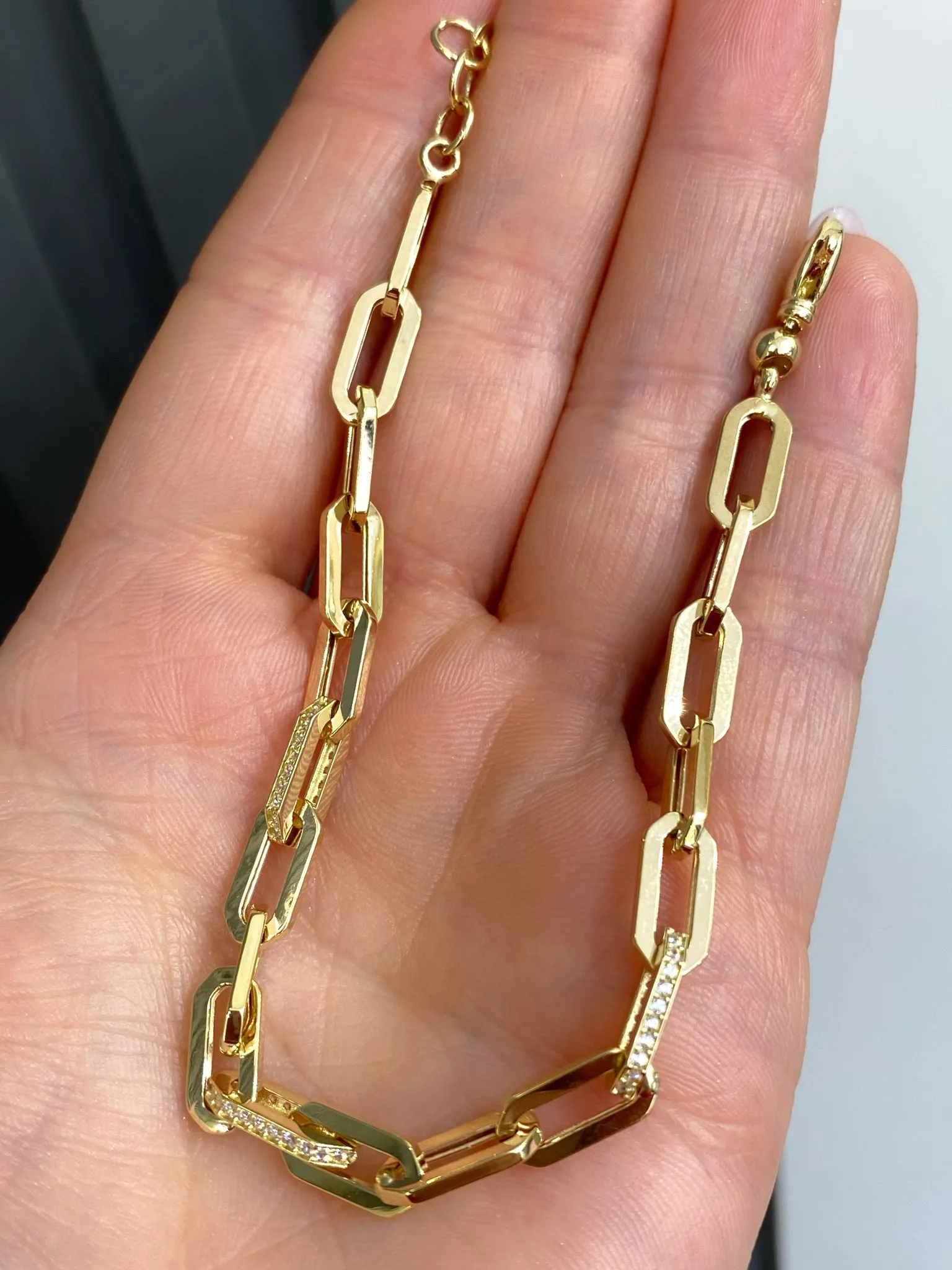 Favori Marka Ataç Model Bileklik