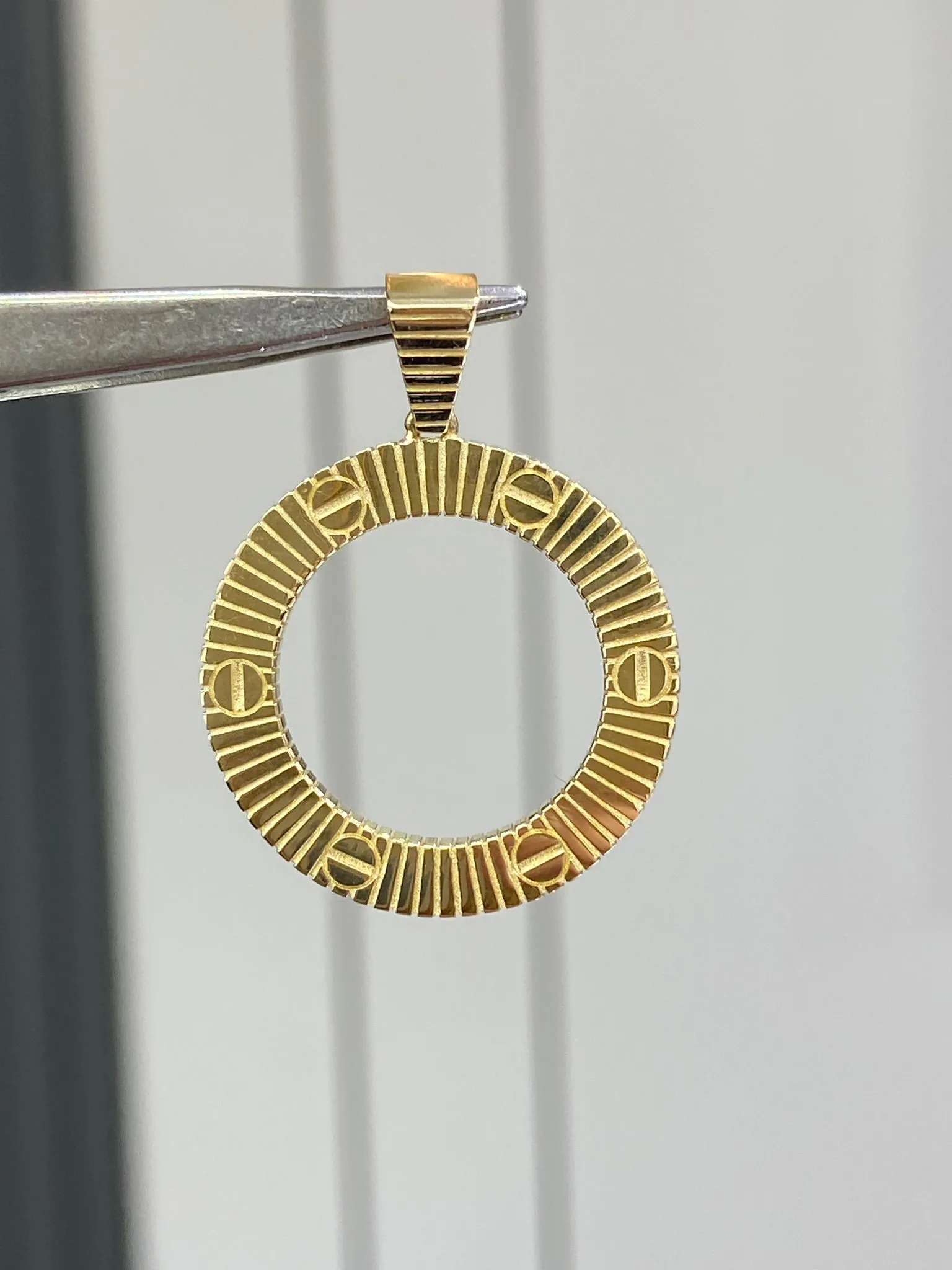 Favori Marka İtalyan Model Uç