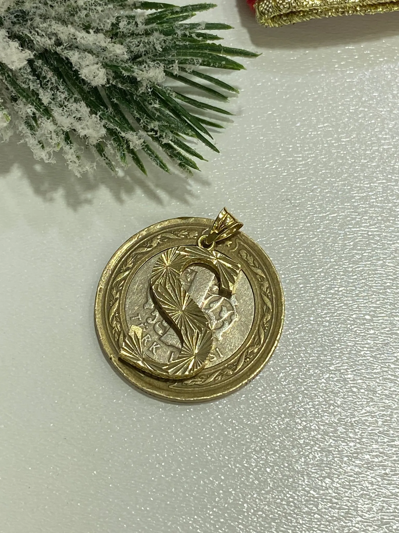 Favori Marka S Harf Uç