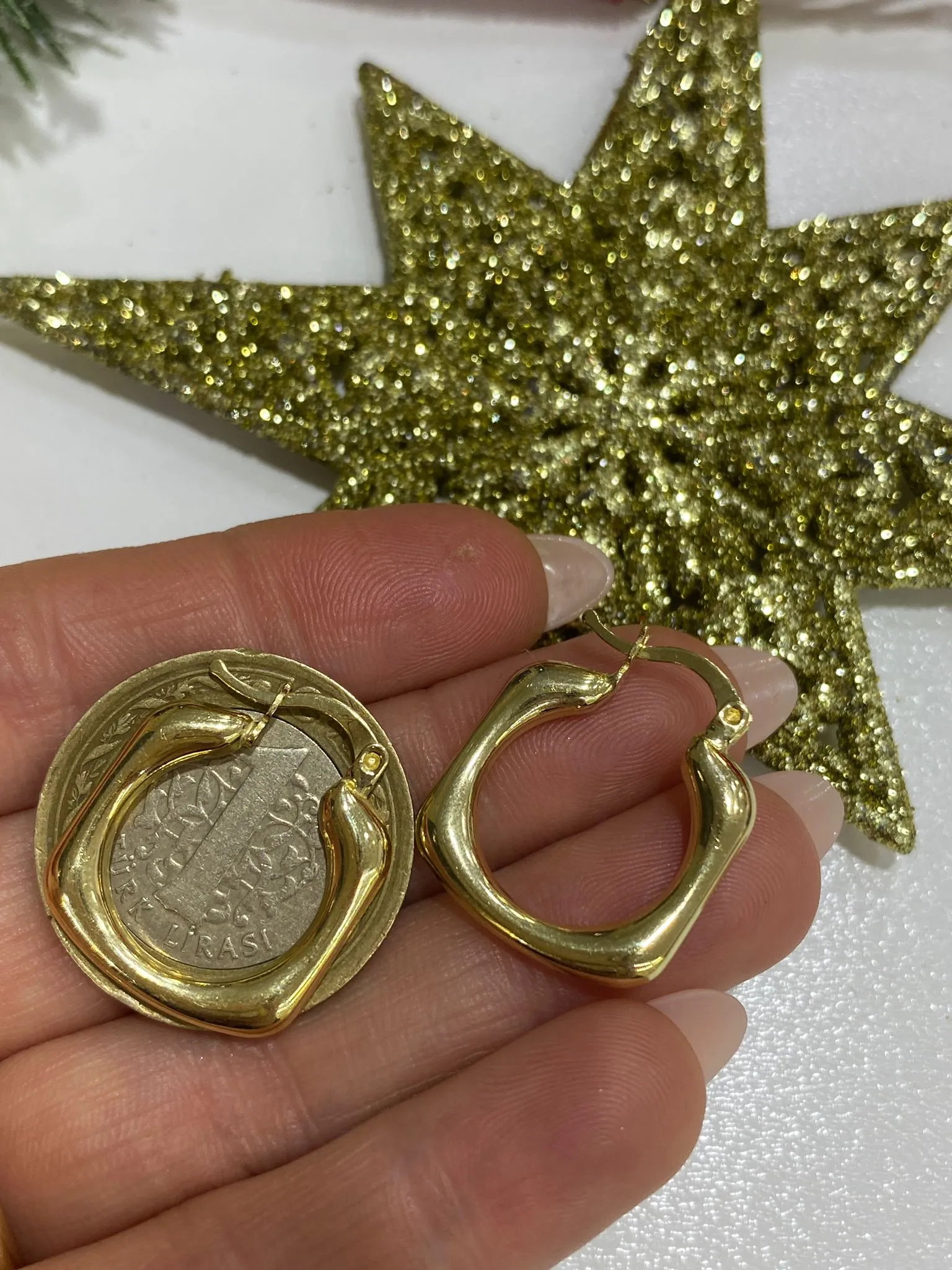 Favori Marka Kare Model Küpe