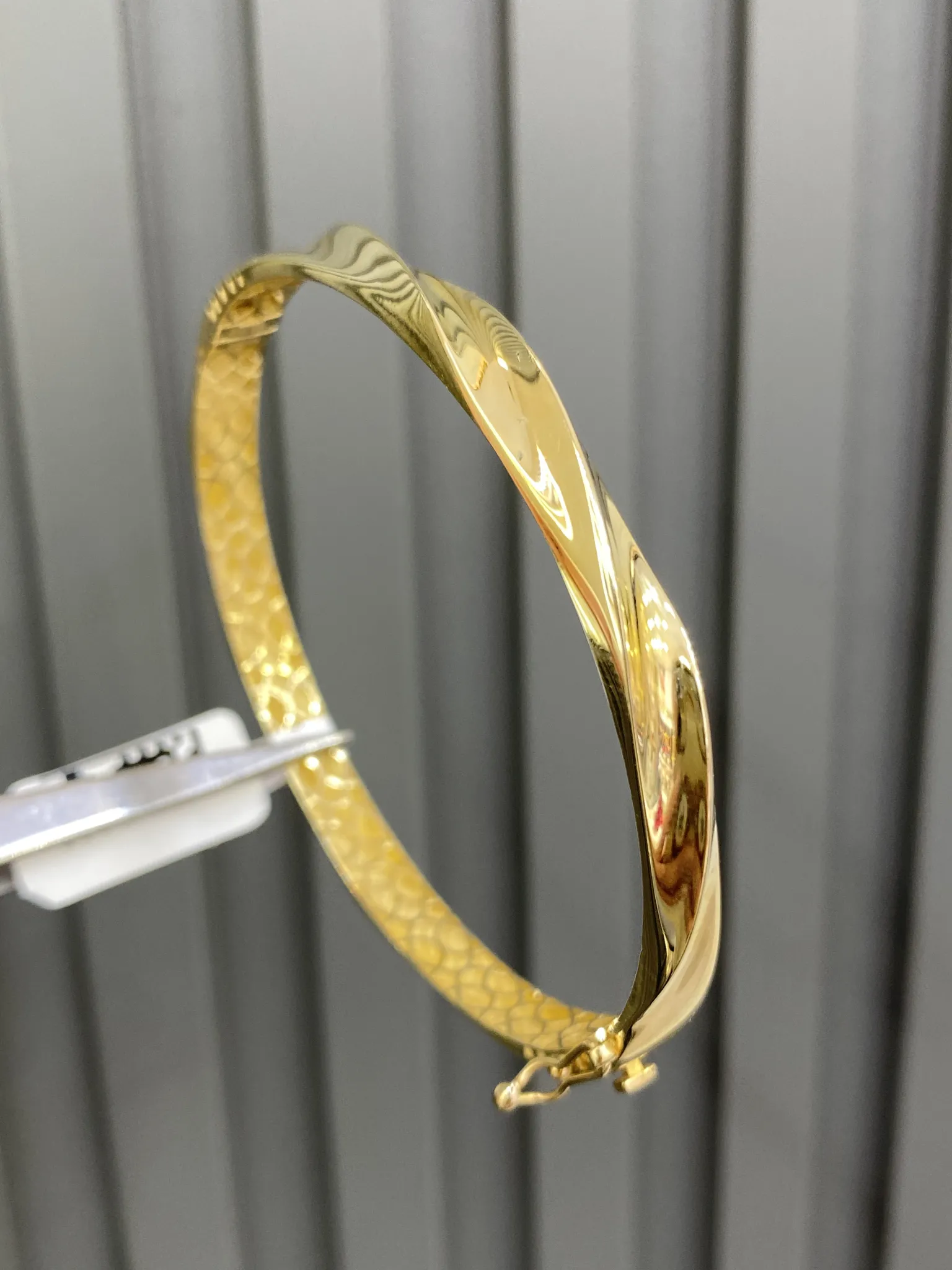 Favori Marka İtalyan Model Kelepçe