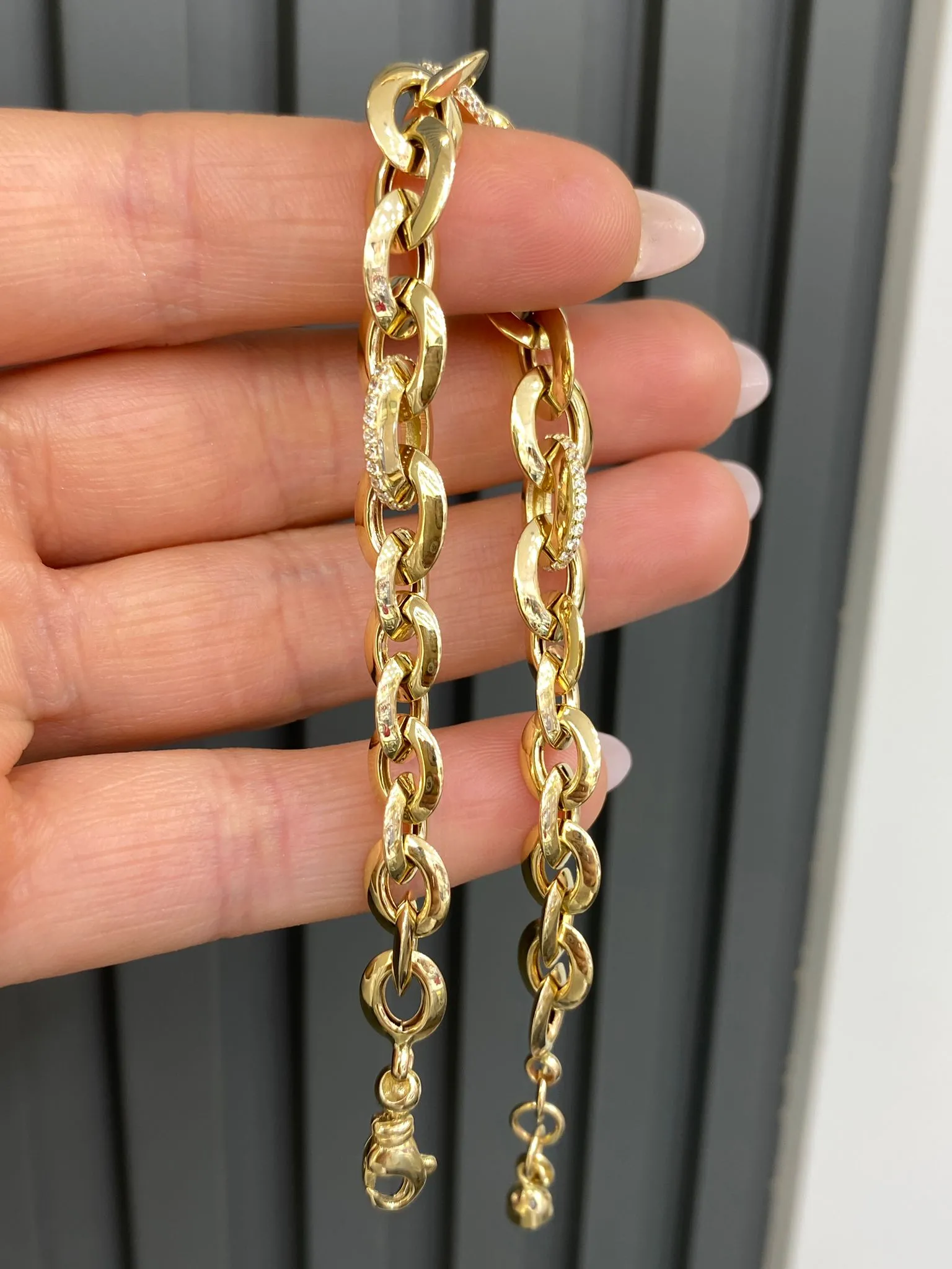 Favori Marka İtalyan Model Bileklik