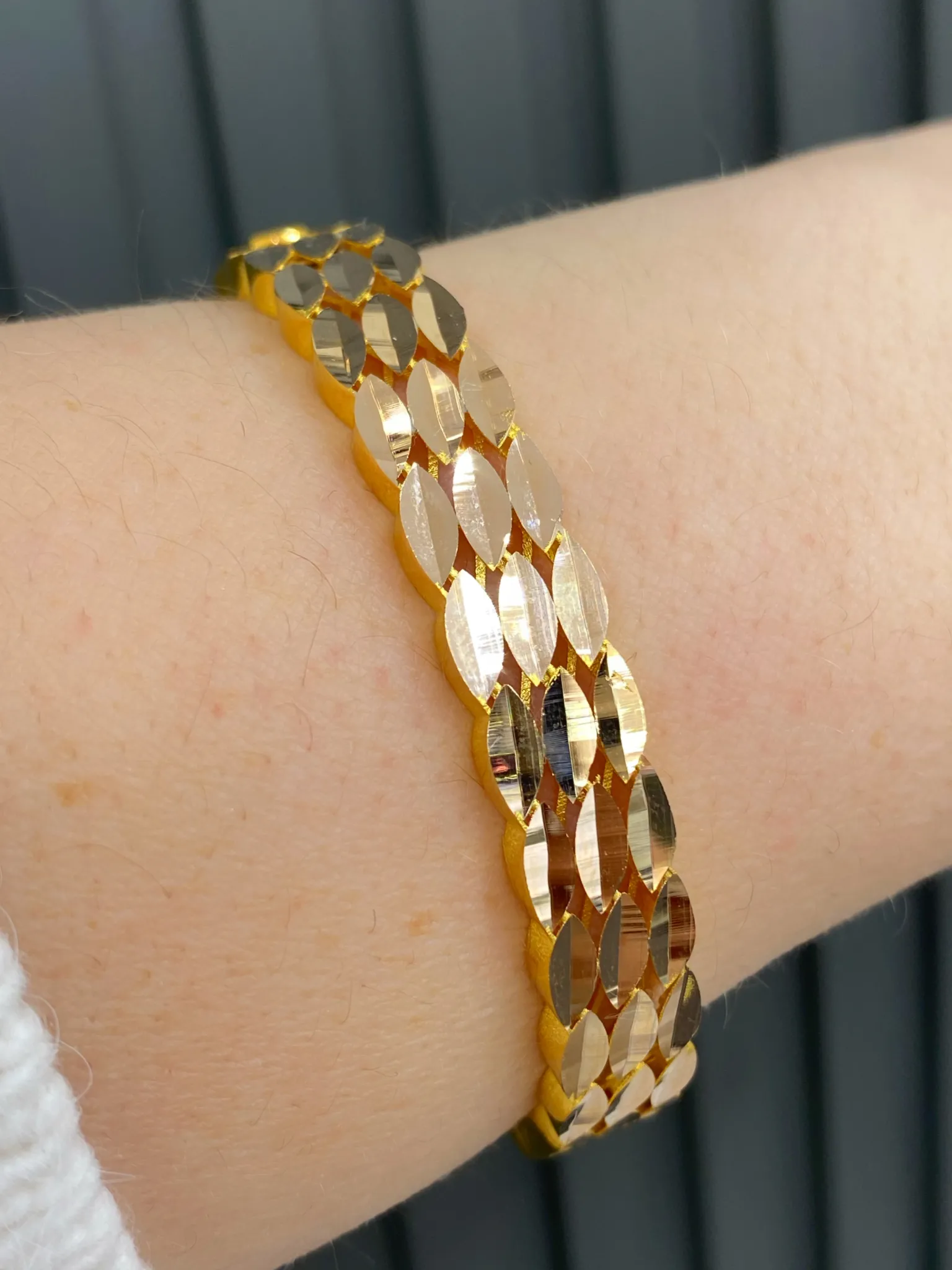 Favori Marka İtalyan Model Sarı Kelepçe