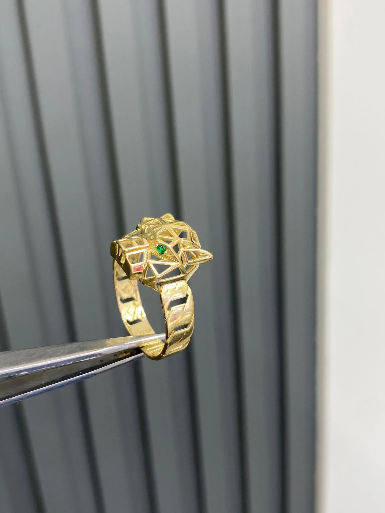 Favori Marka Panter Model Yüzük