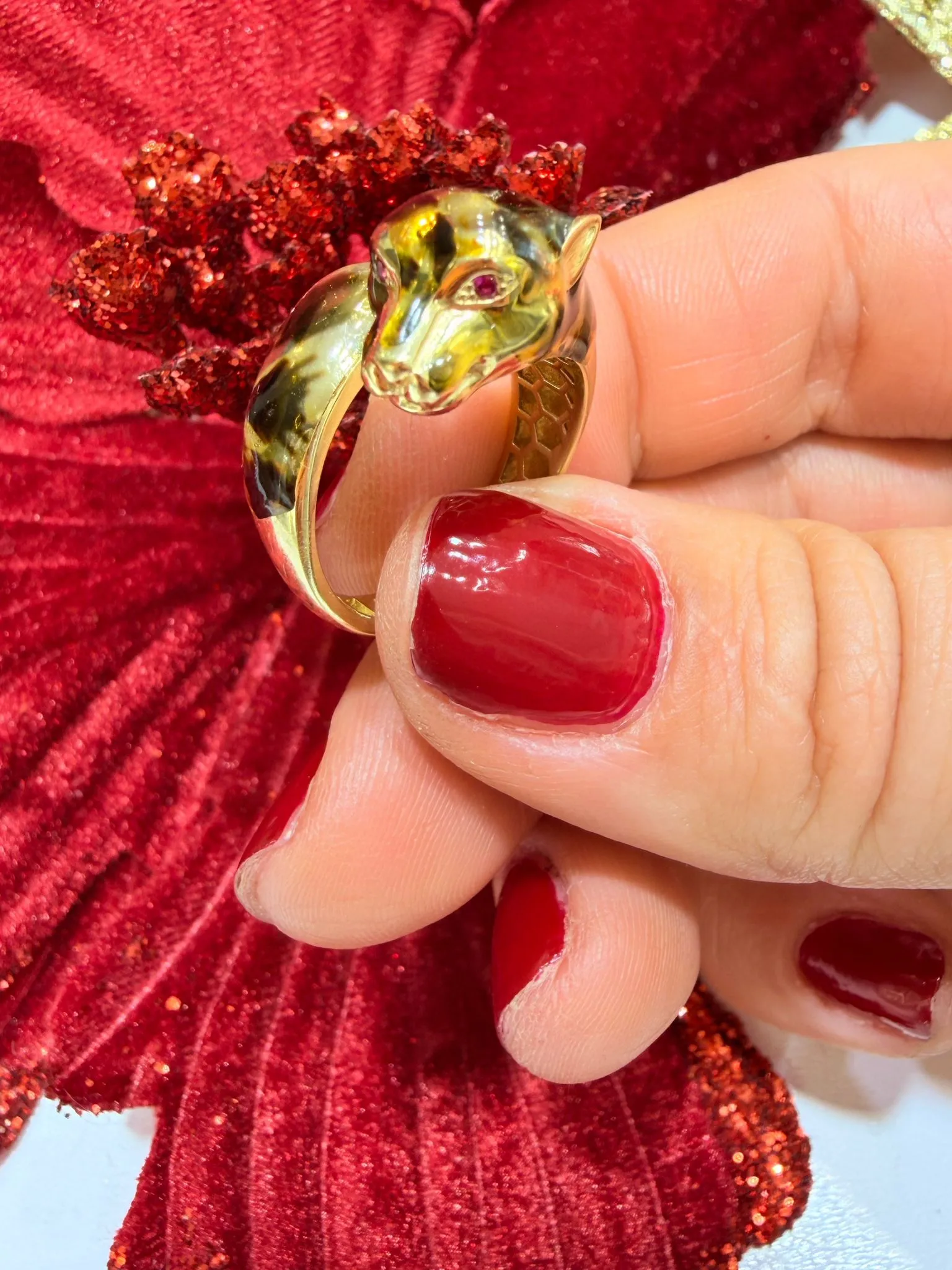 Favori Marka Panter Model Yüzük