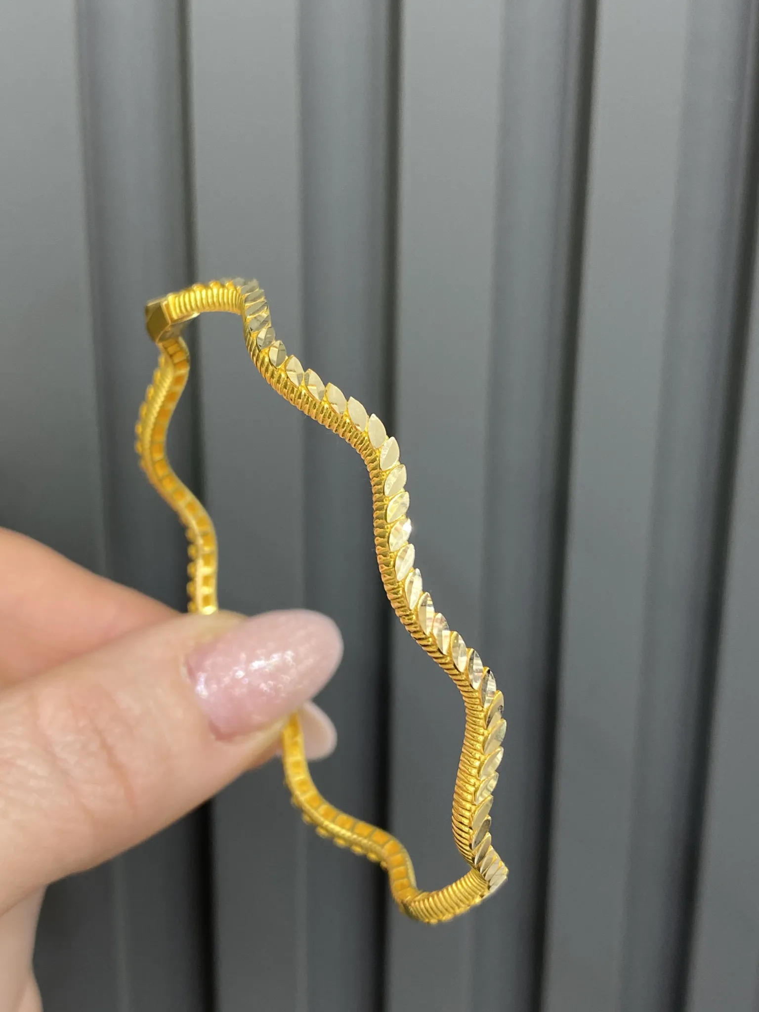 Favori Marka Zigzag Model Kelepçe