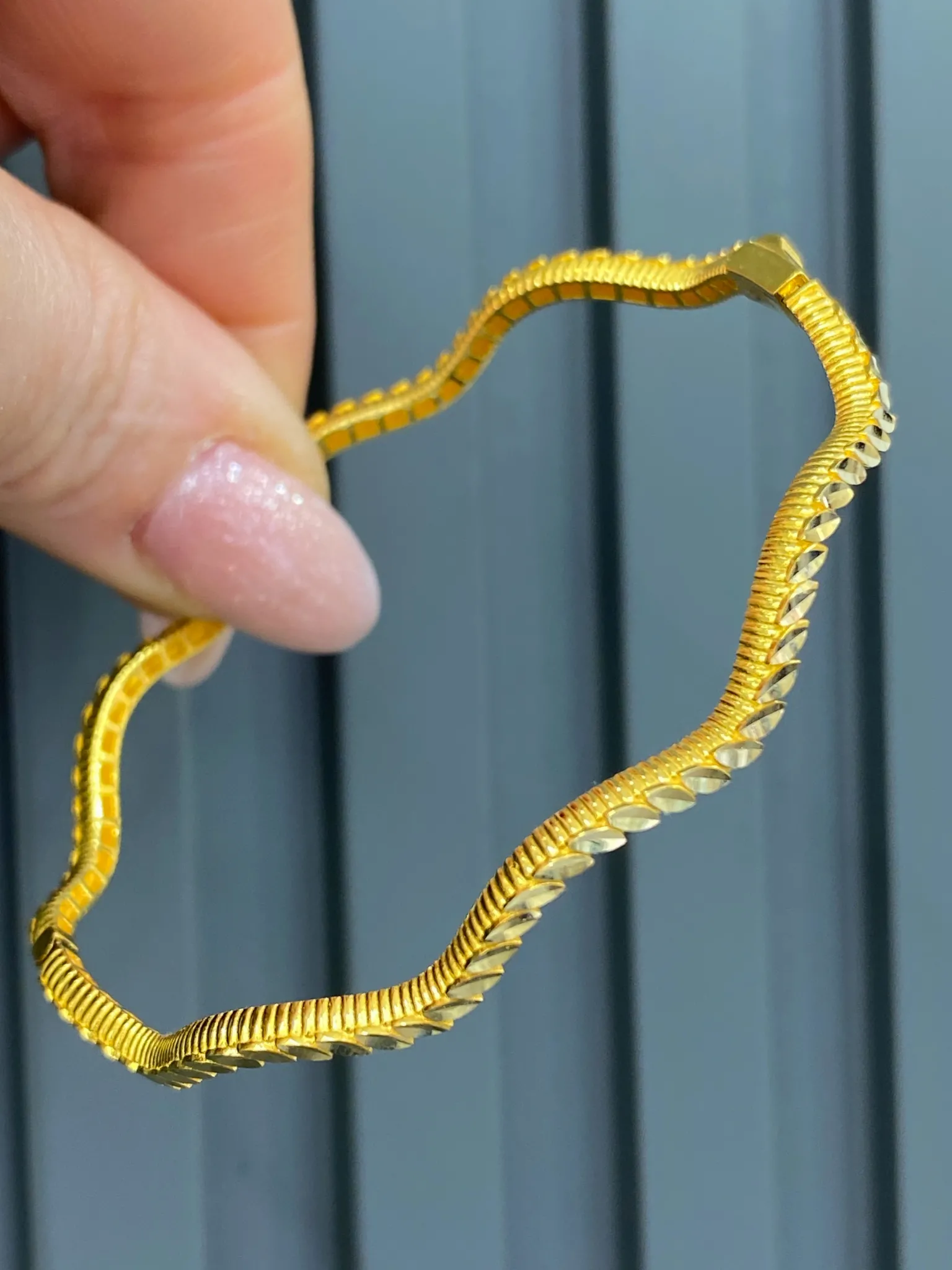 Favori Marka Zigzag Model Kelepçe