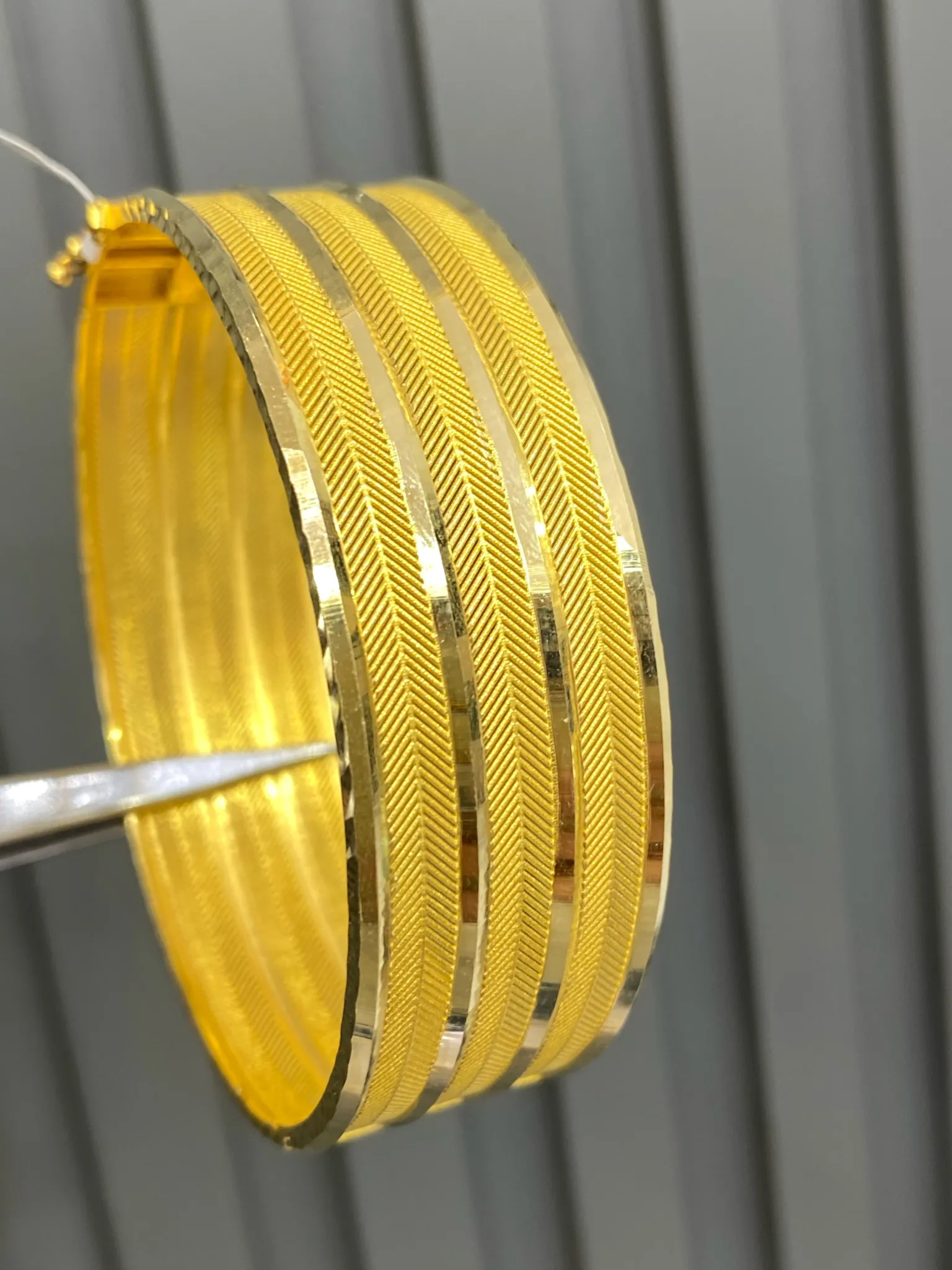 Favori Marka Desenli Kelepçe