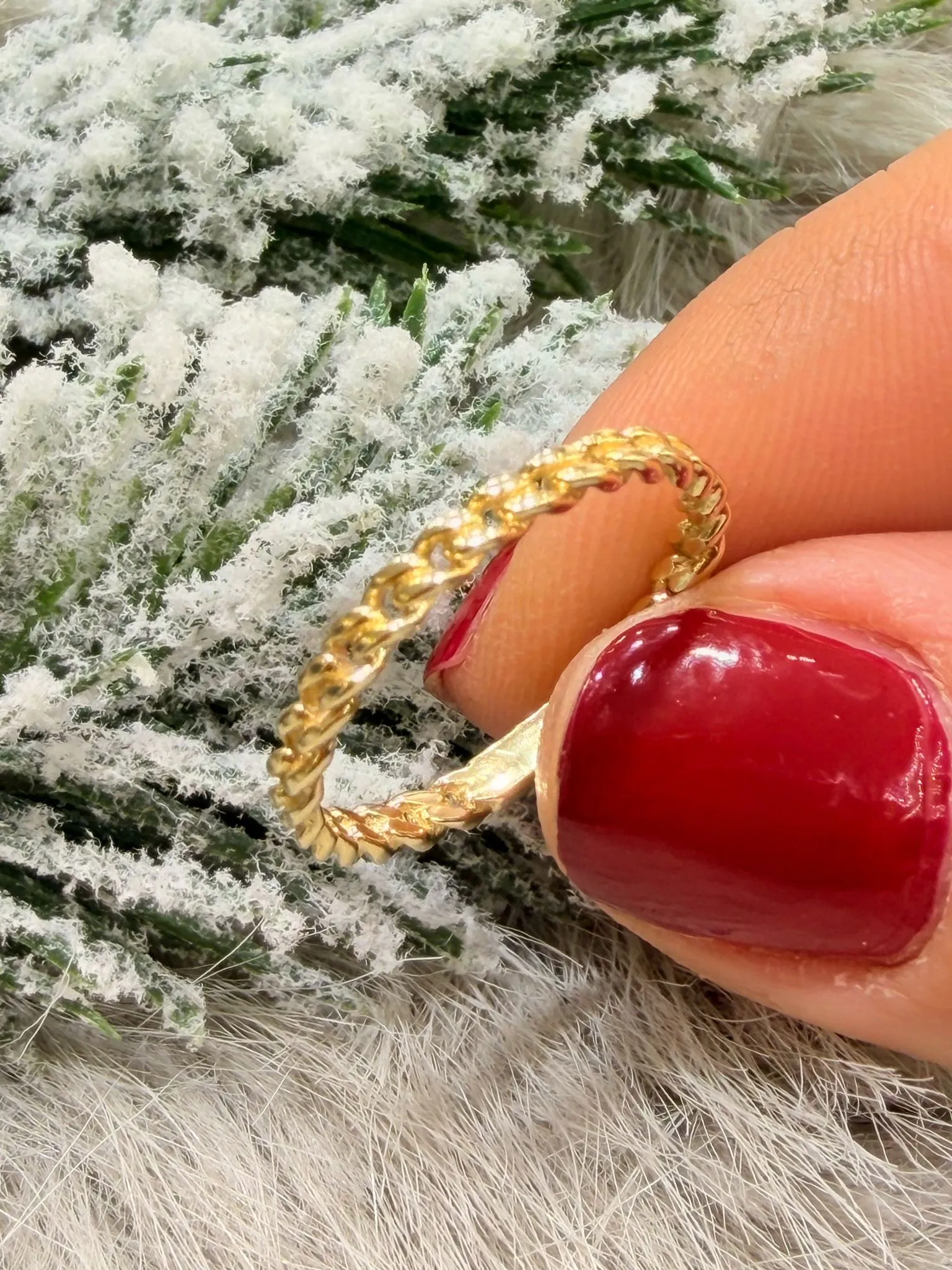 Favori Marka Minimal Model Yüzük