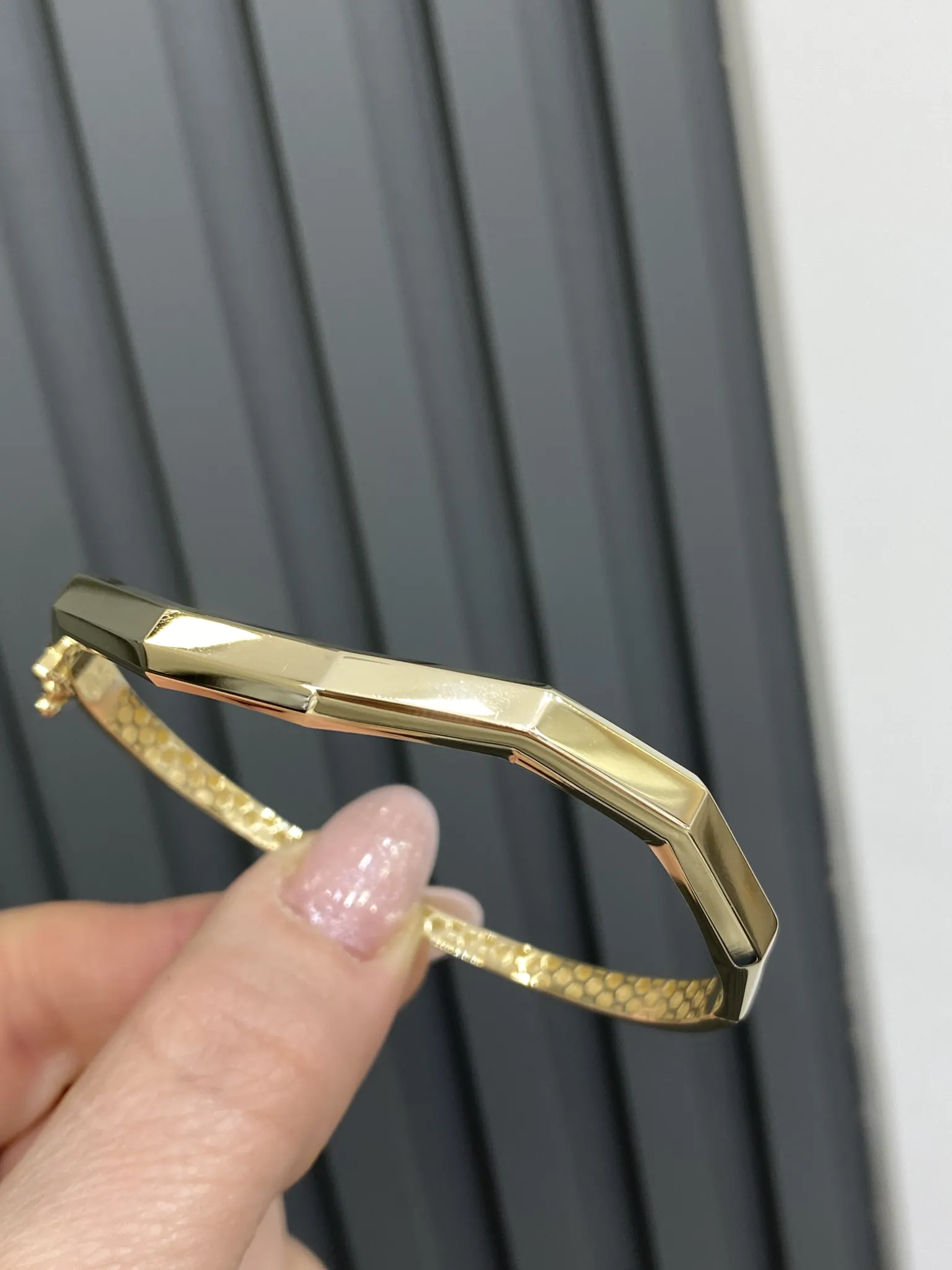 Favori Marka İtalyan Model Kelepçe