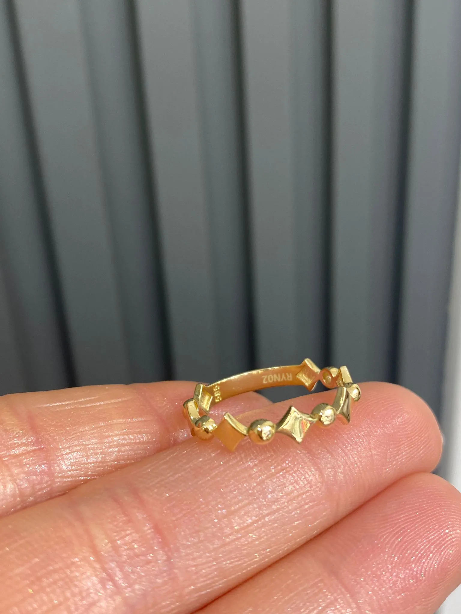 Favori Marka Minimal Model Yüzük