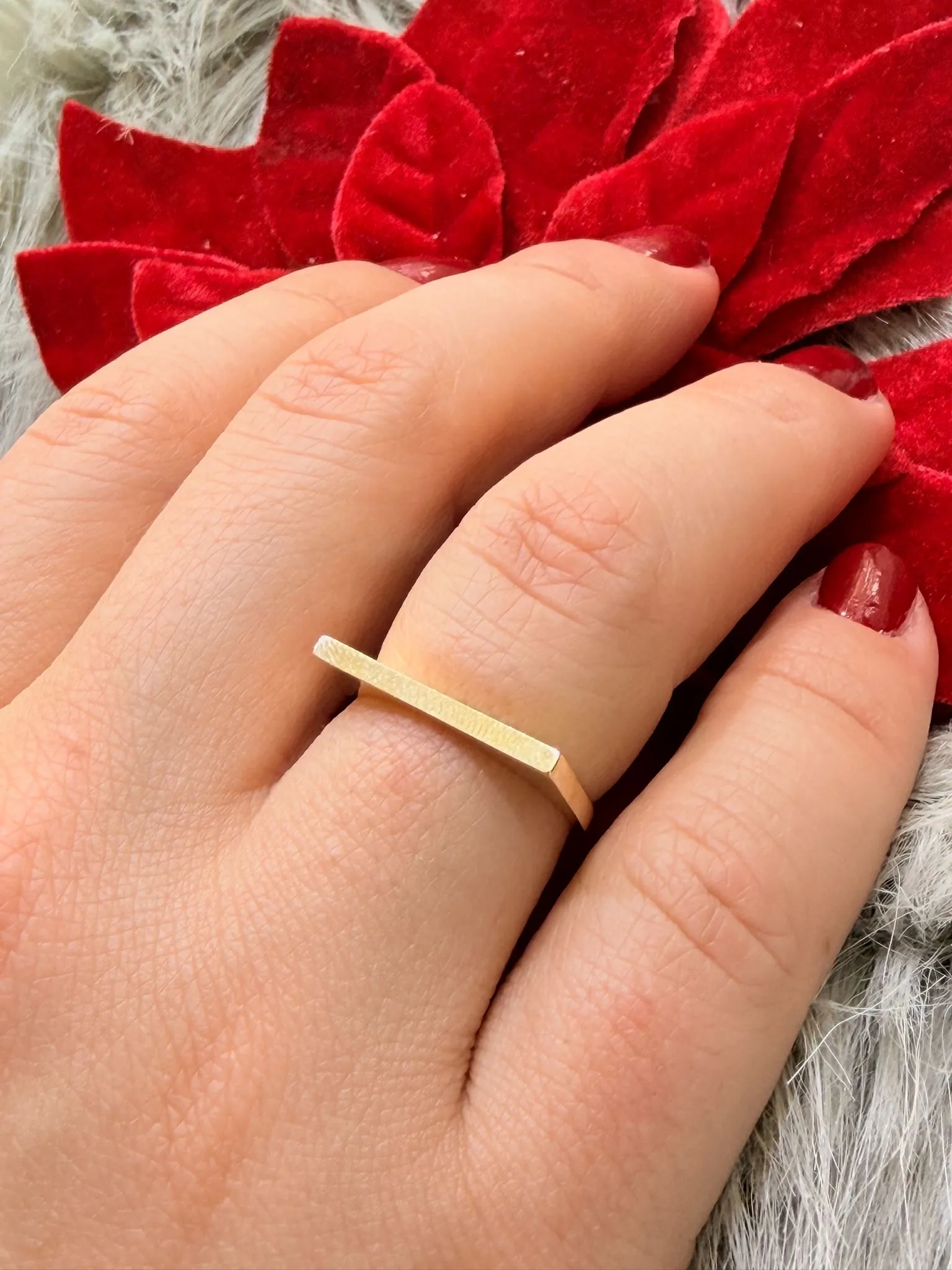 Favori Marka Minimal Model Yüzük