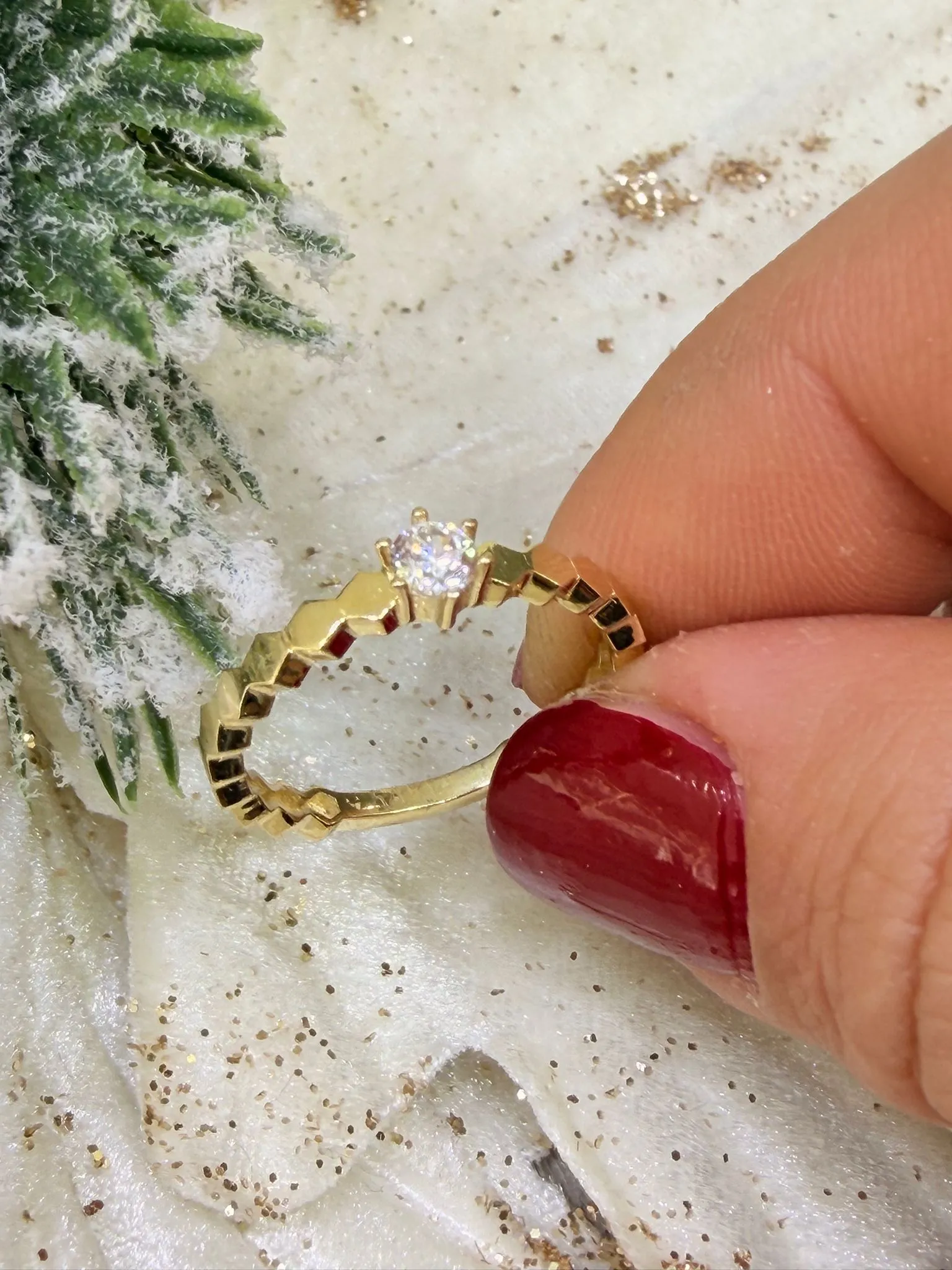 Favori Marka Minimal Model Yüzük