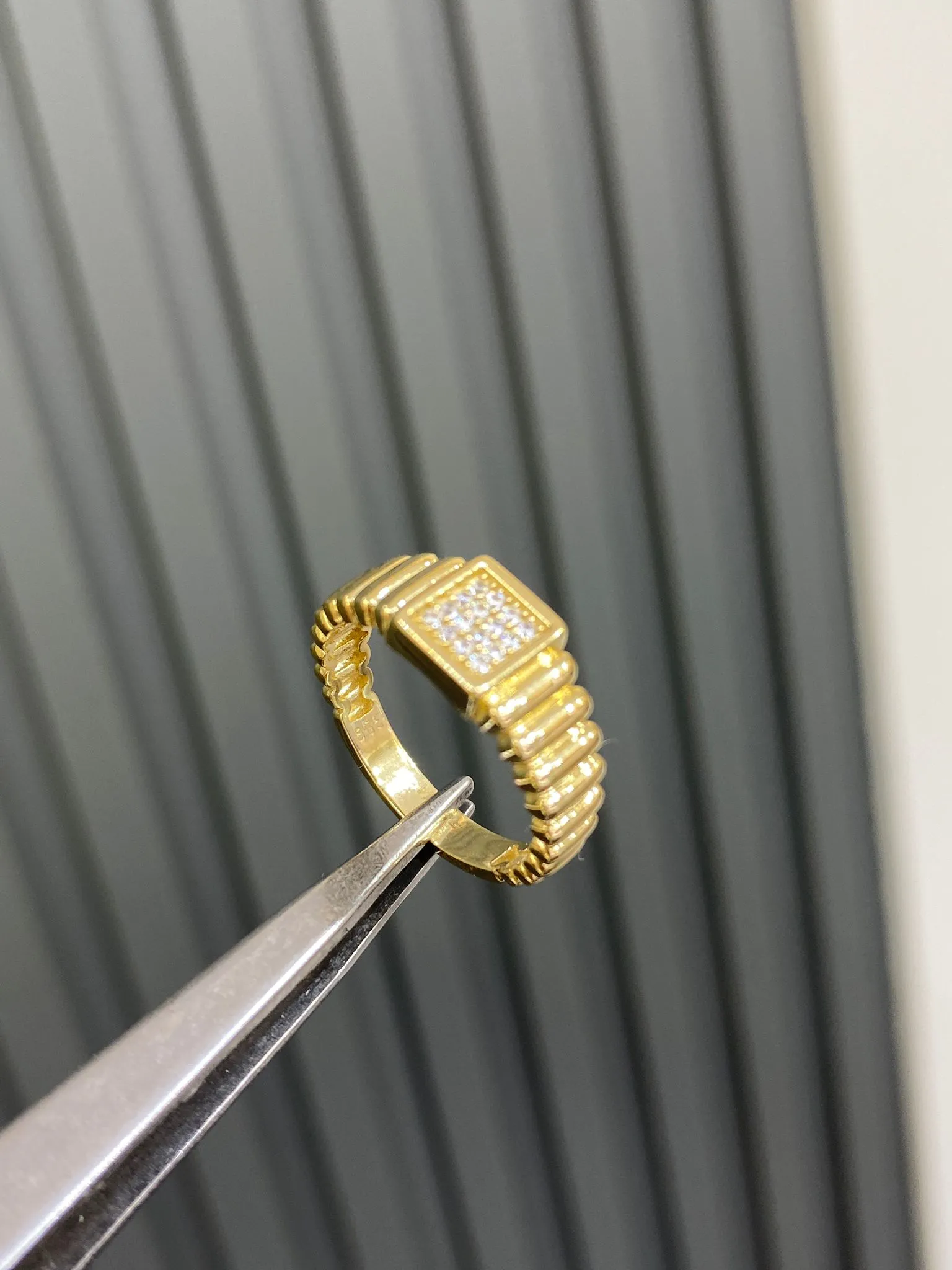 Favori Marka İtalyan Model Yüzük