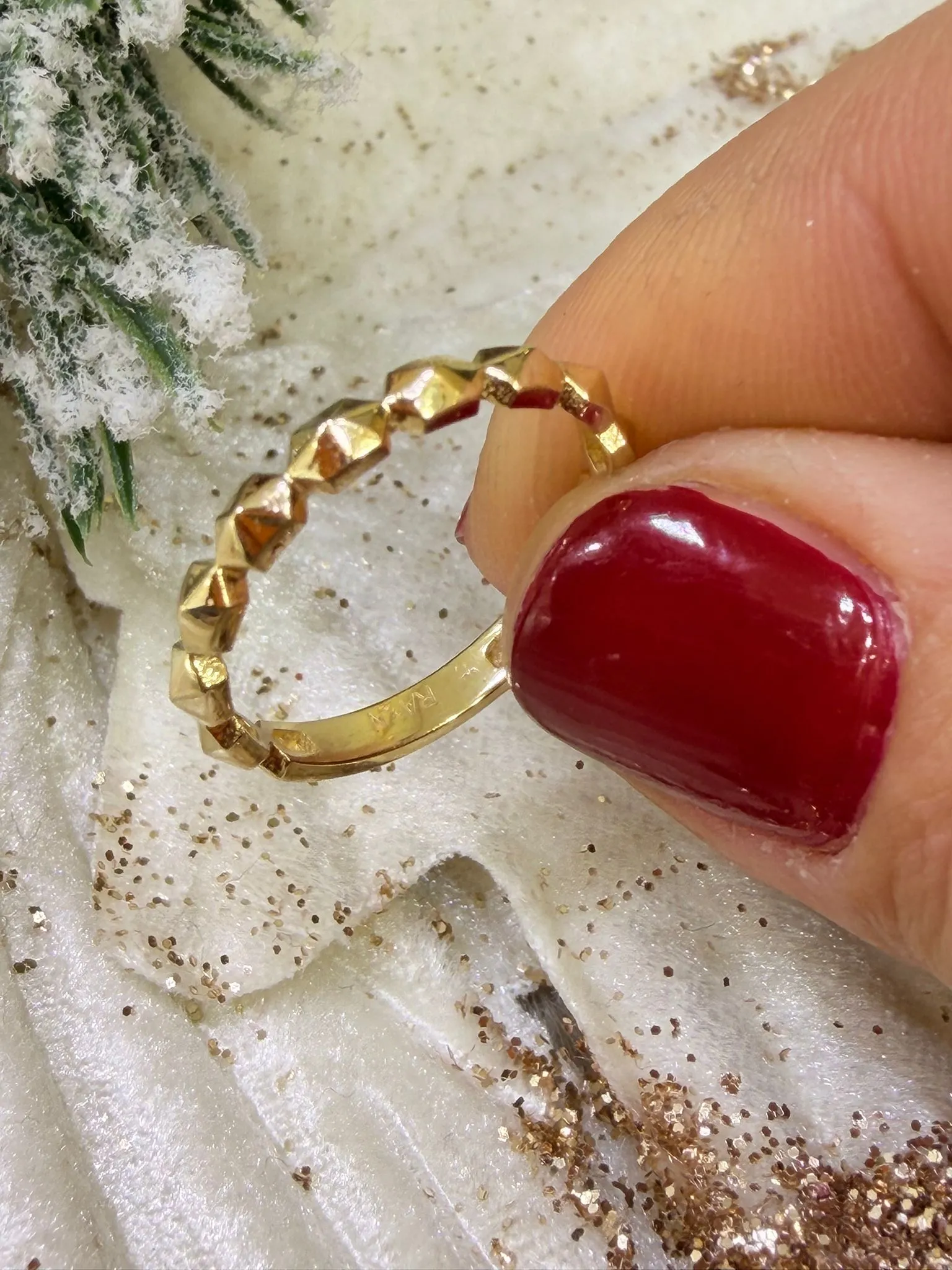 Favori Marka Minimal Model Yüzük