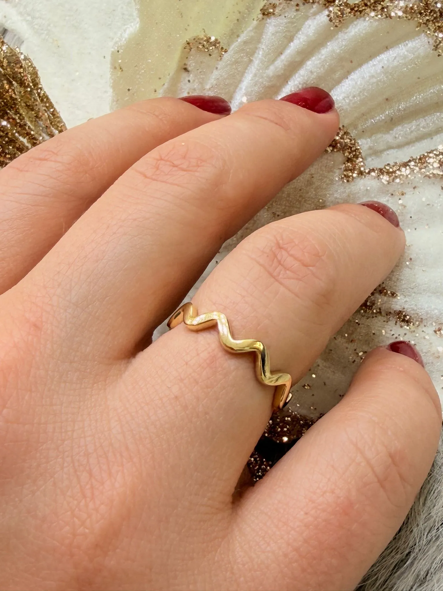 Favori Marka Minimal Model Yüzük