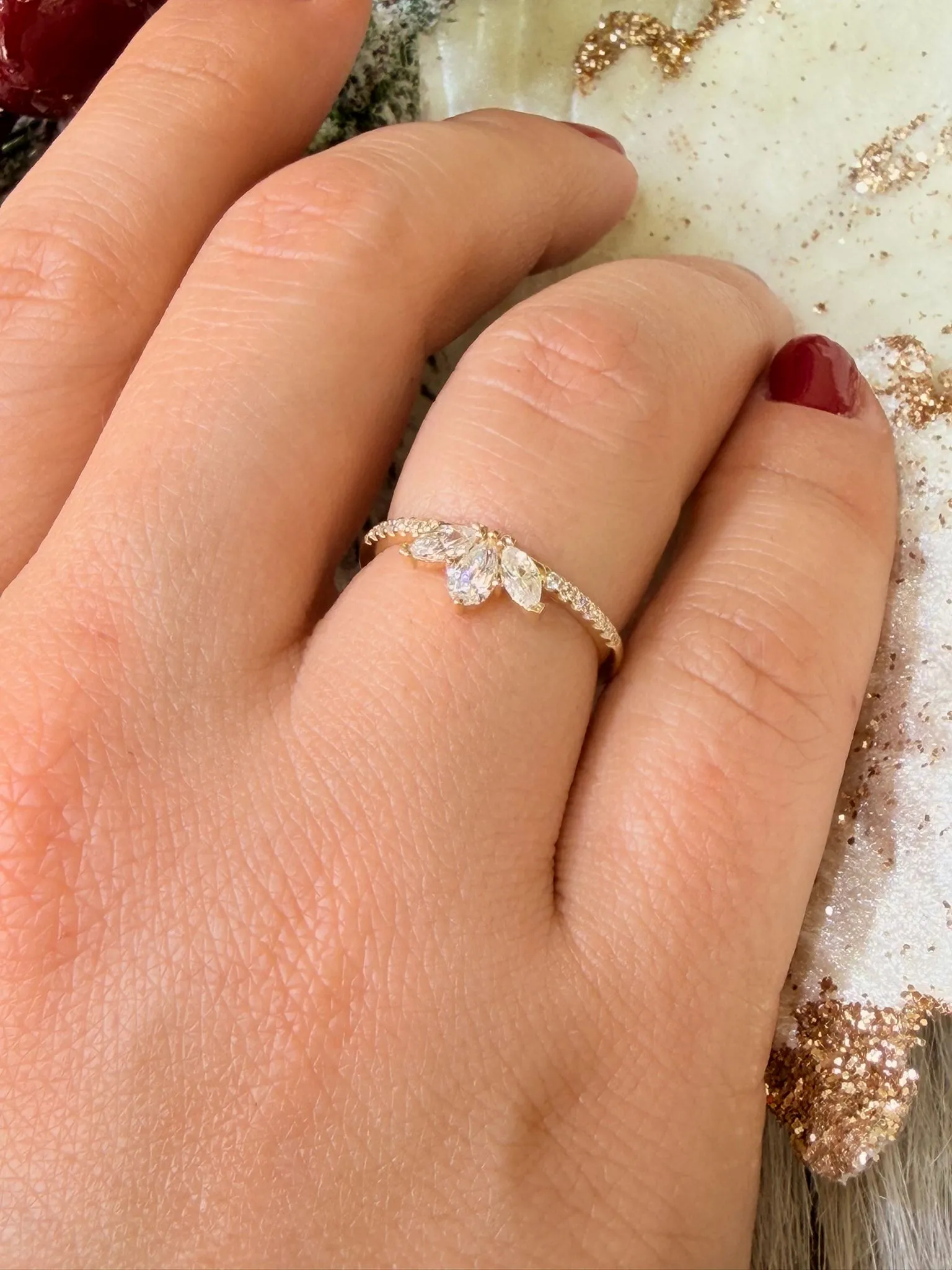 Favori Marka Minimal Model Yüzük