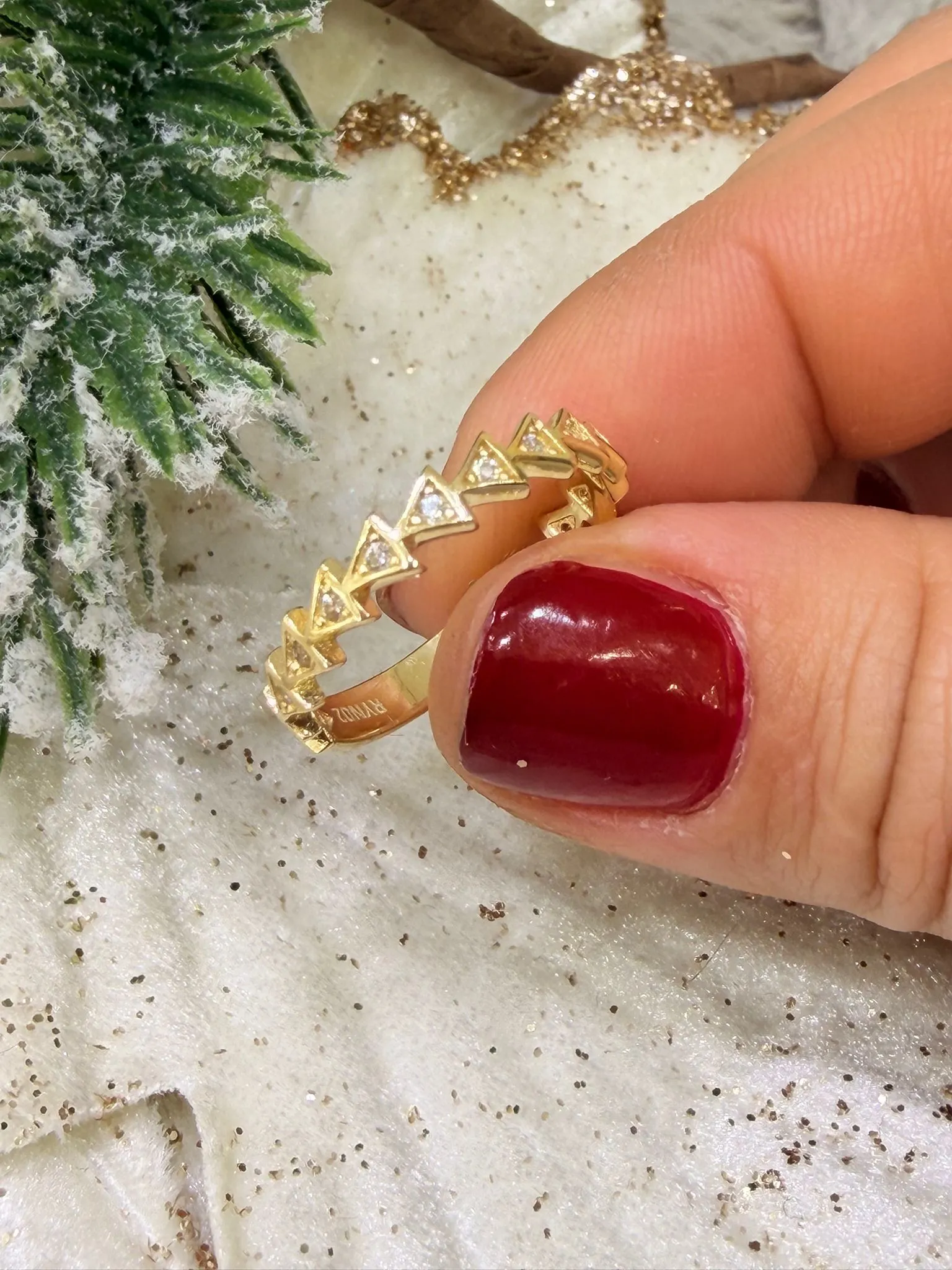 Favori Marka Minimal Model Yüzük