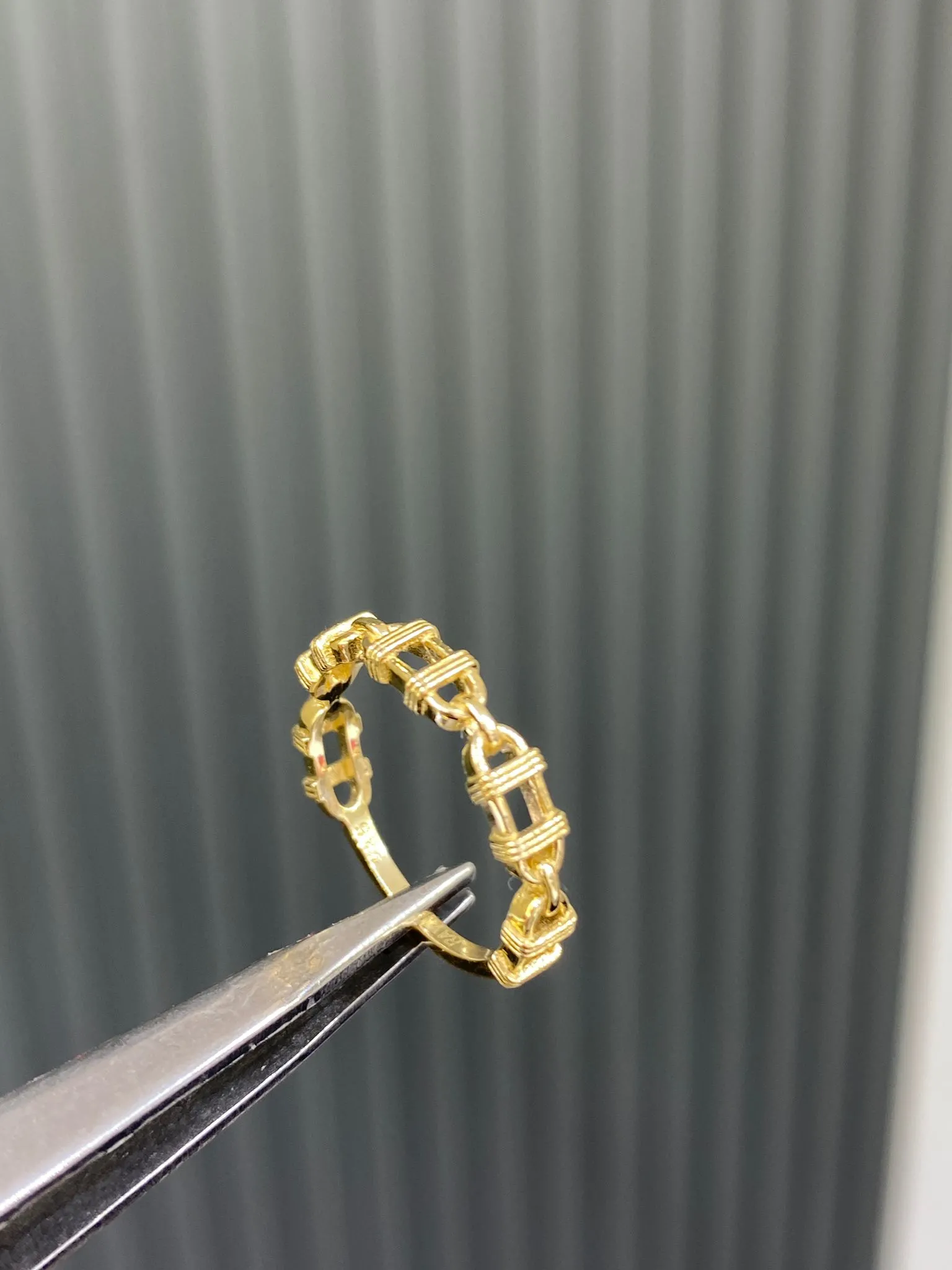 Favori Marka Minimal Model Yüzük