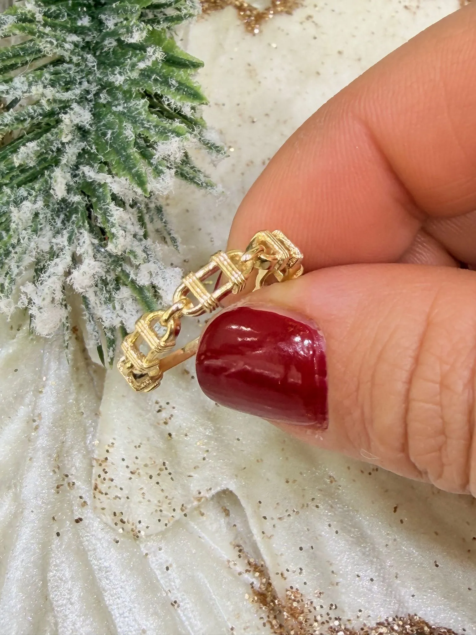 Favori Marka Minimal Model Yüzük