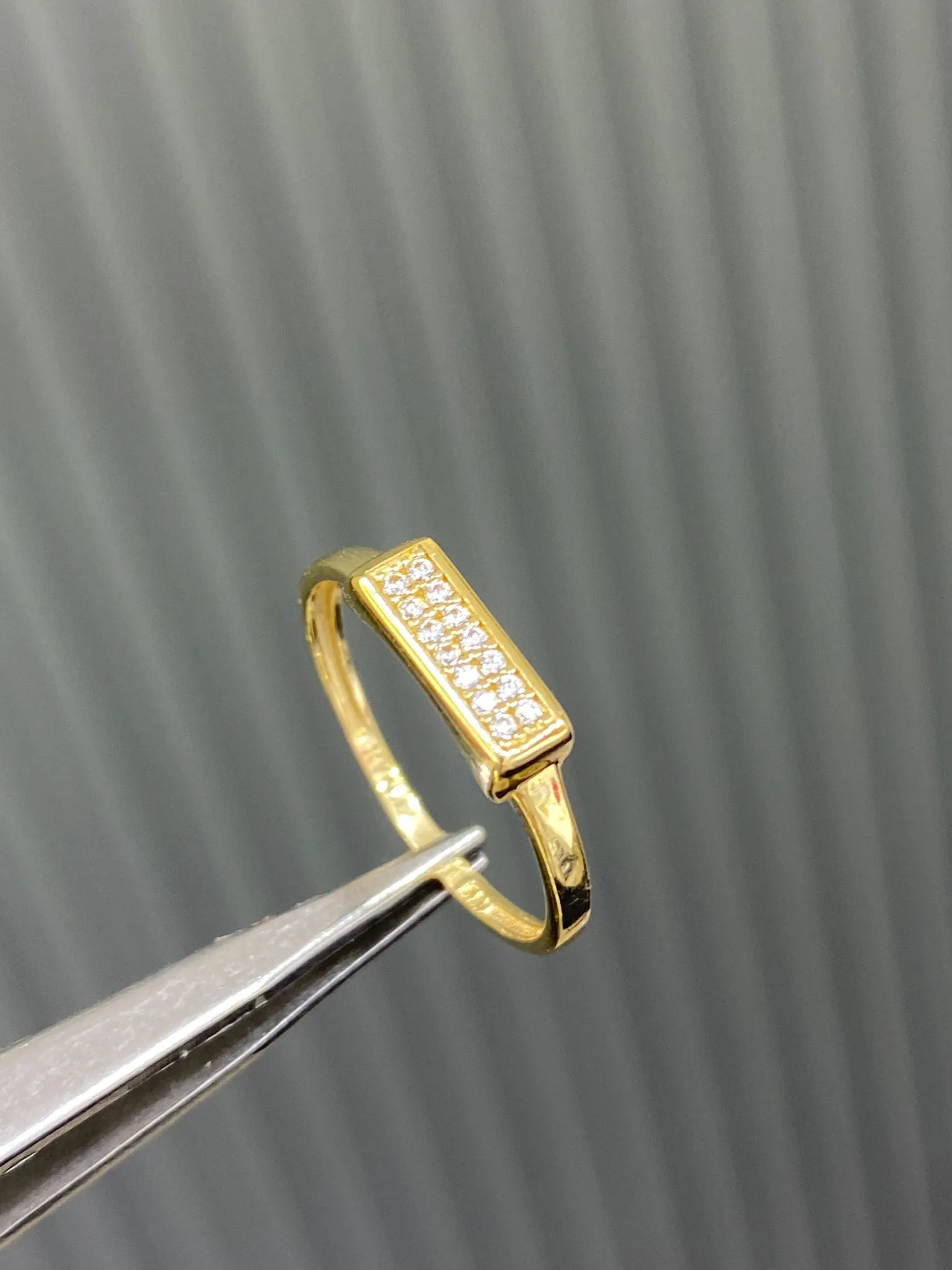 Favori Marka Minimal Model Yüzük