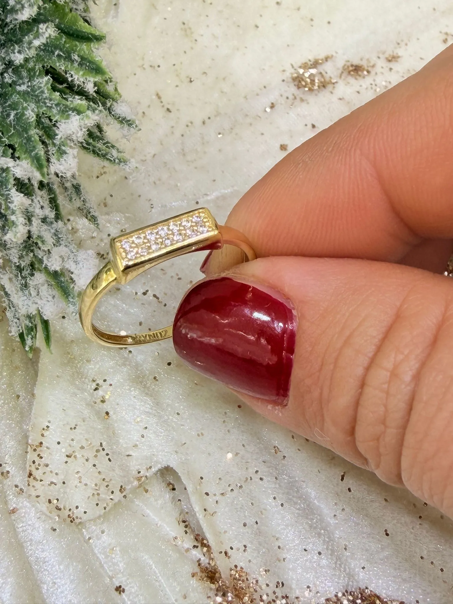 Favori Marka Minimal Model Yüzük