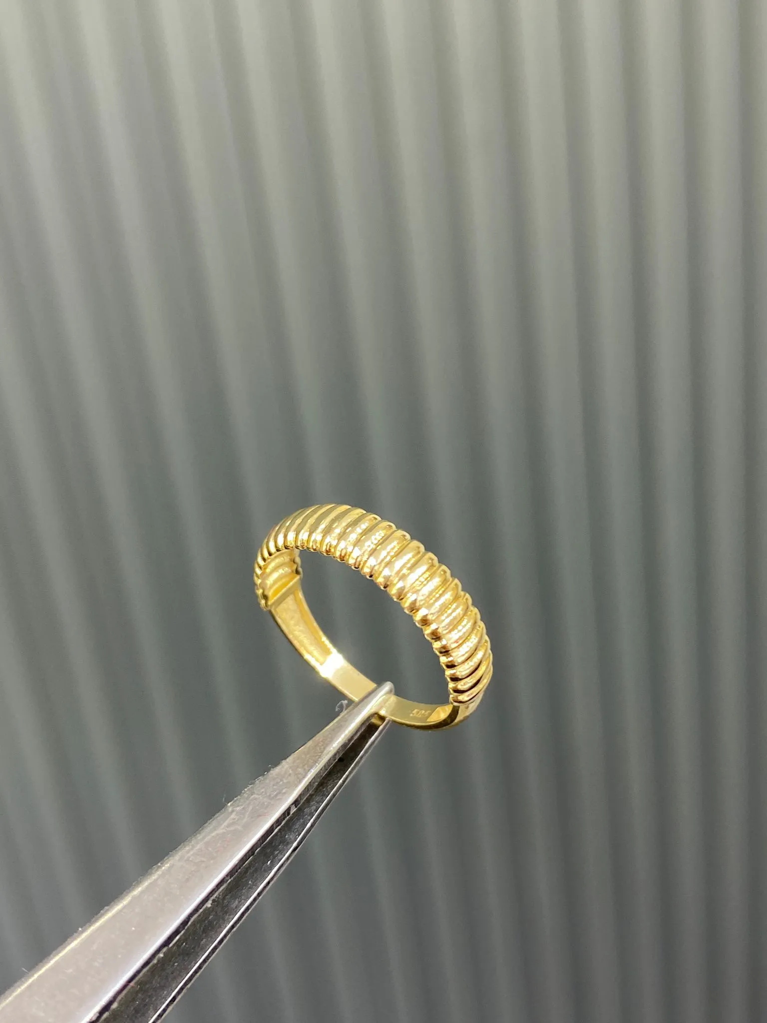 Favori Marka Minimal Model Yüzük