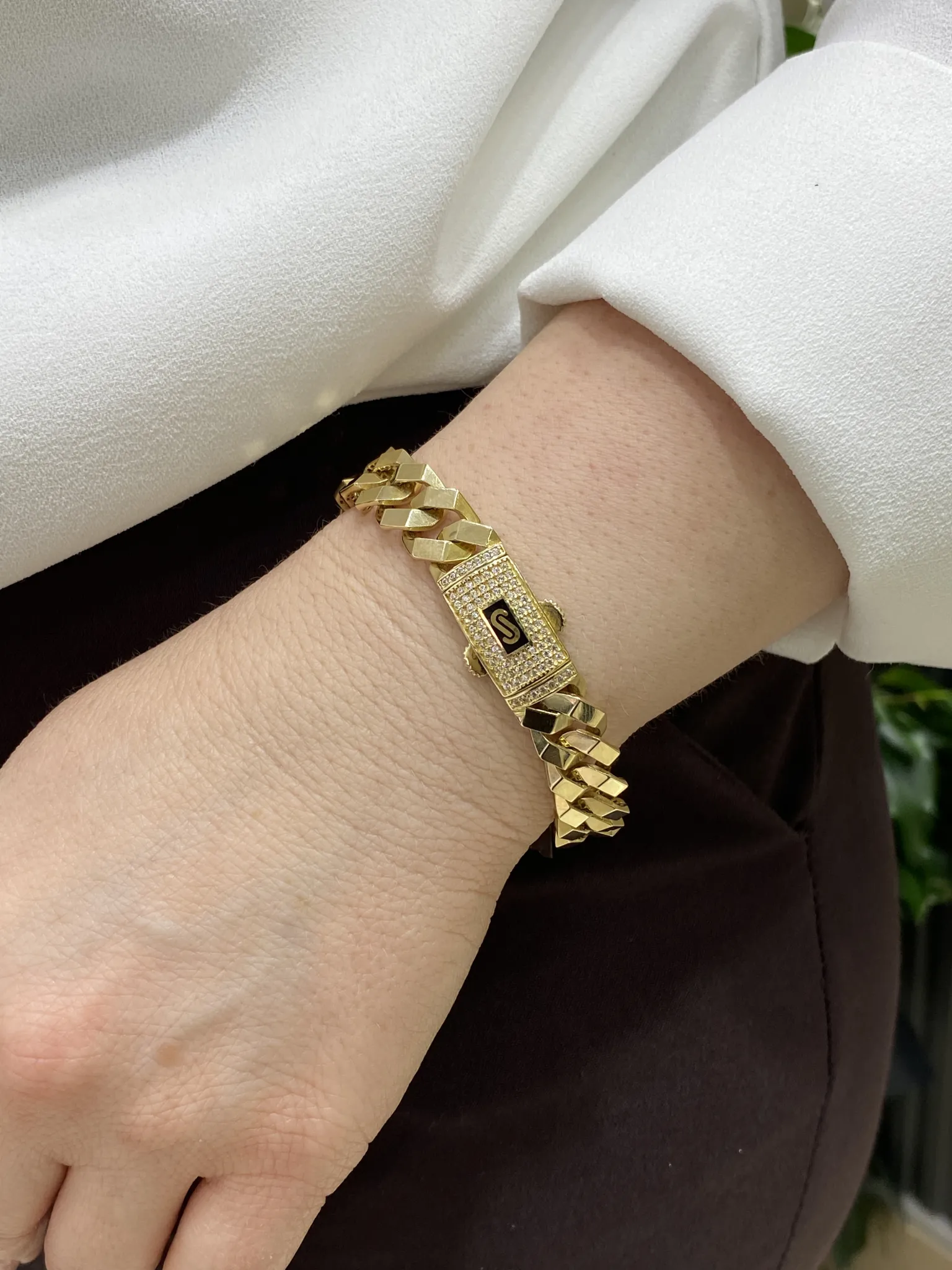 Favori Marka Gurmet Model Taşlı Bileklik