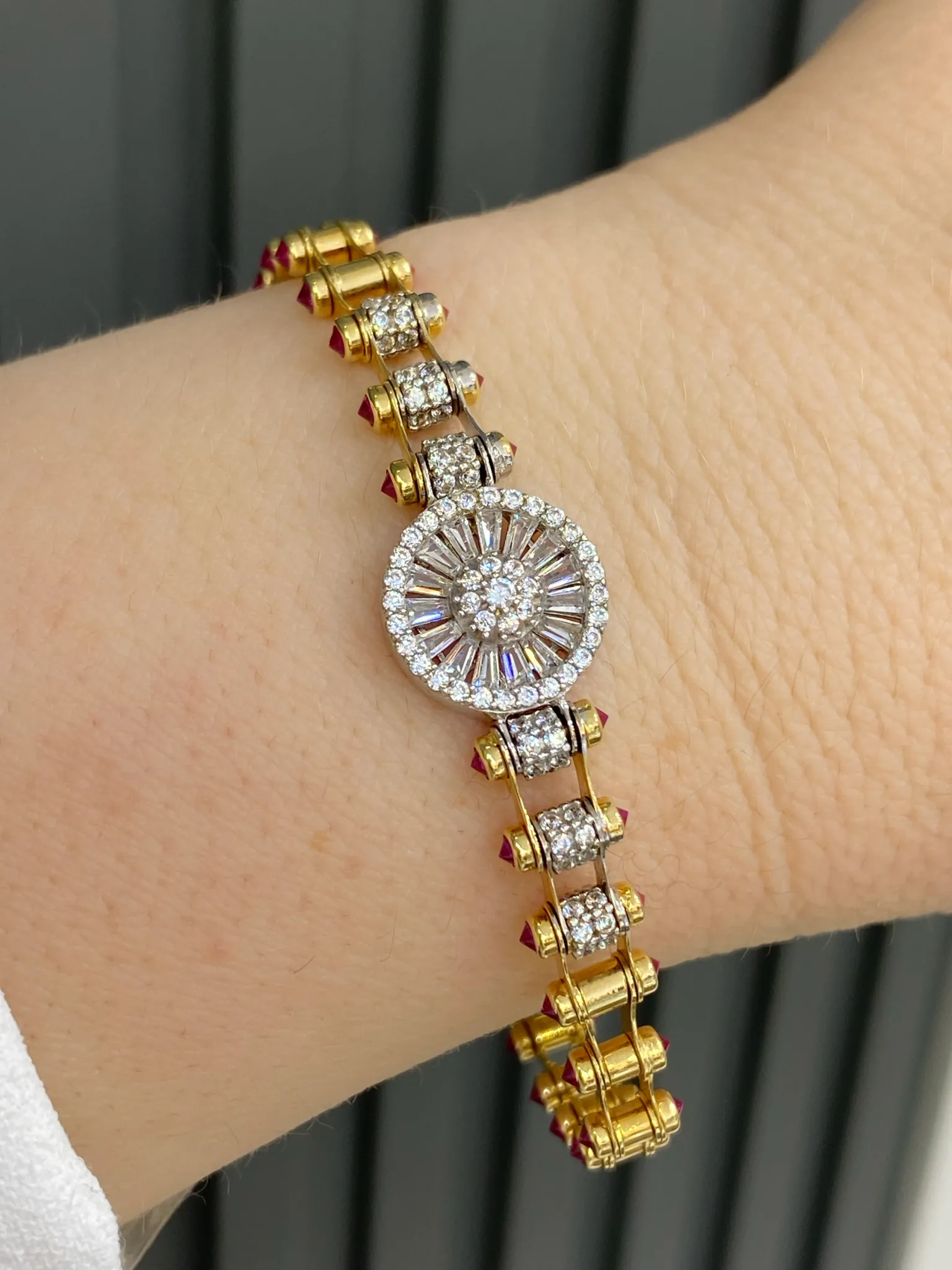 Favori Marka İtalyan Model Bileklik 