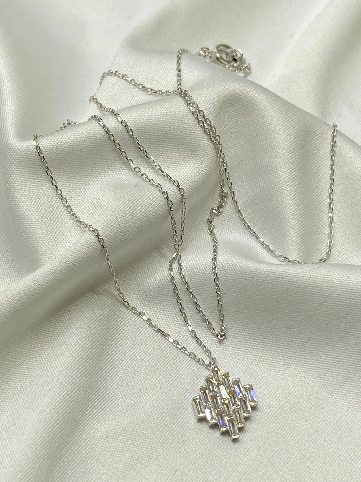 Favori Marka Baget Model Kolye