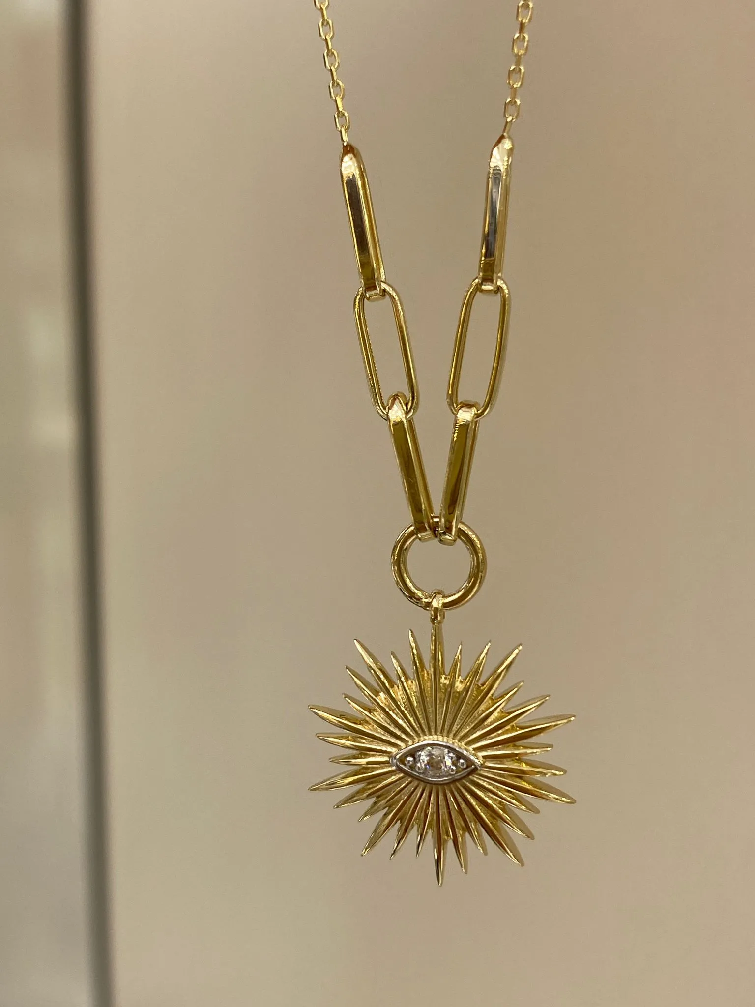 Favori Marka İtalyan Model Kolye