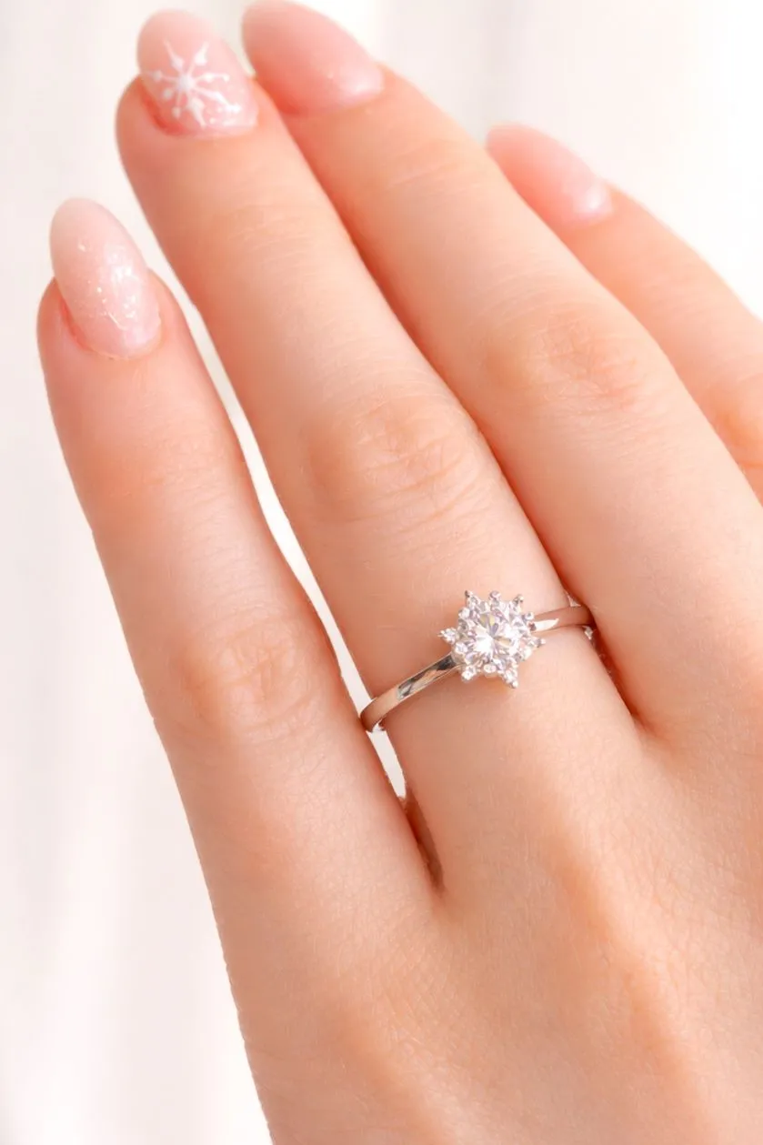 Favori Marka Lotus Çiçeği Model Yüzük