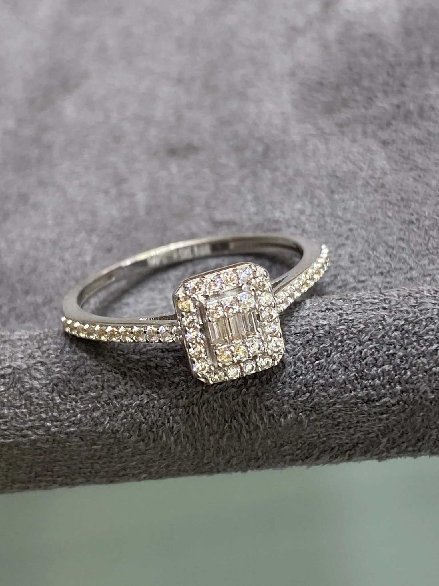 Favori Marka Baget Model Yüzük