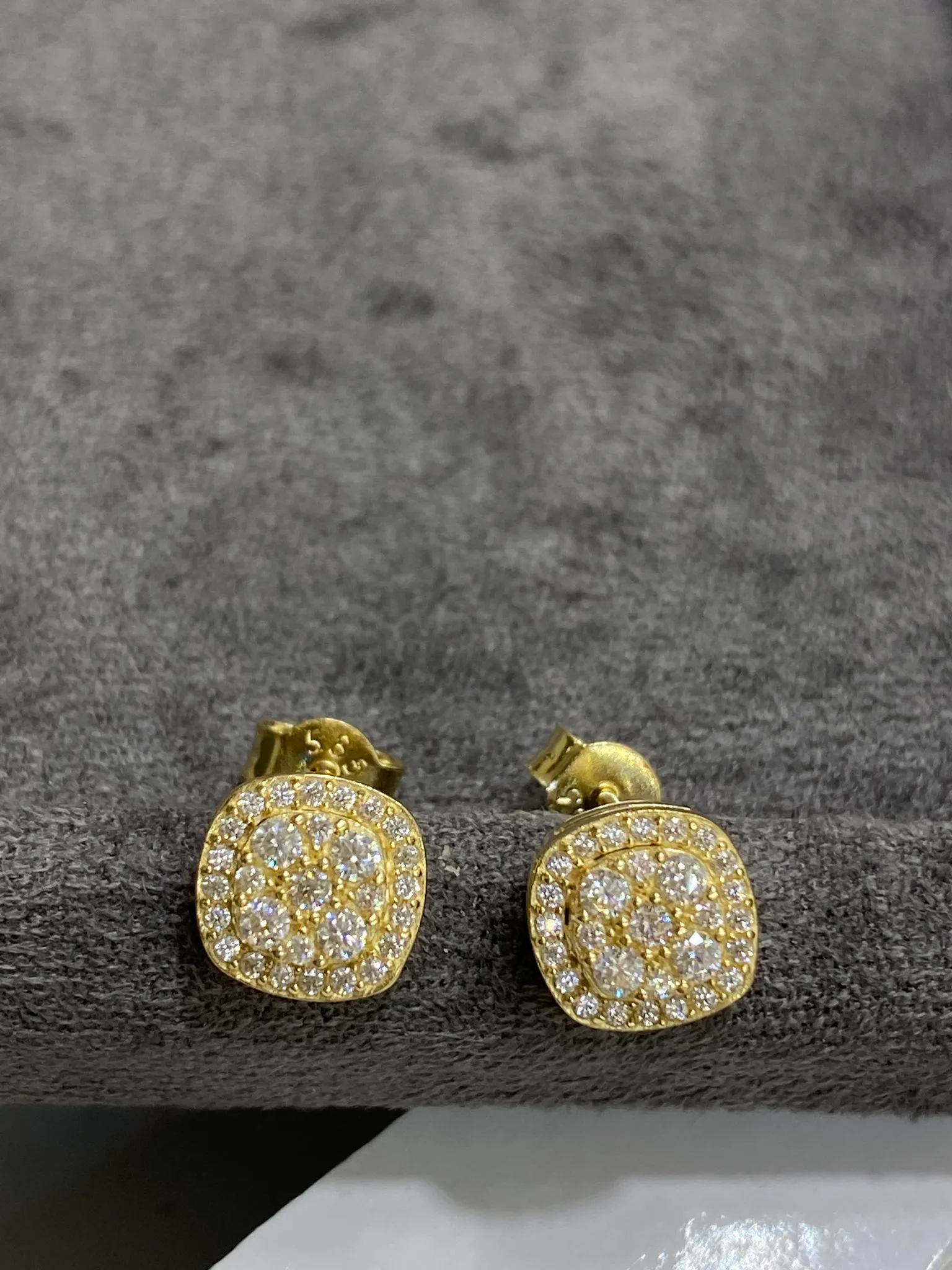 Favori Marka Baget Model Küpe