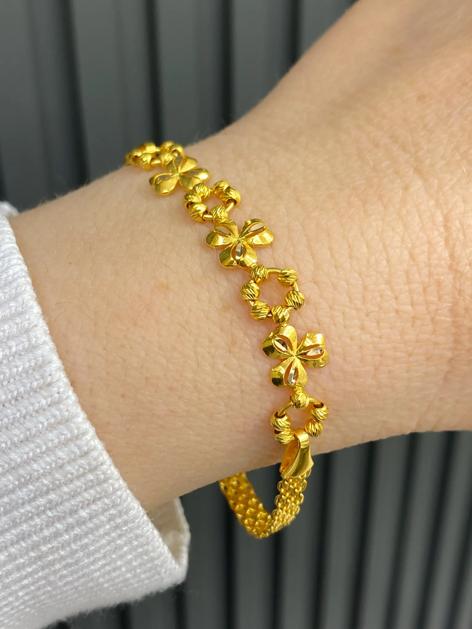 Favori Marka İtalyan Model Bileklik 