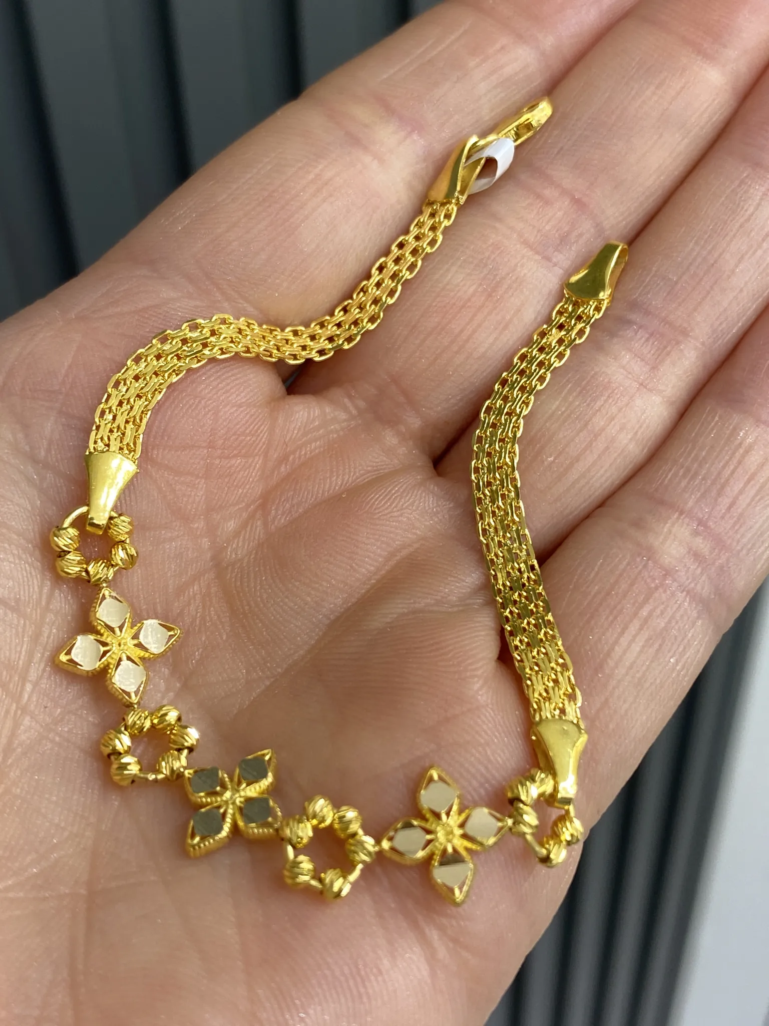 Favori Marka İtalyan Model Sarı Bileklik 