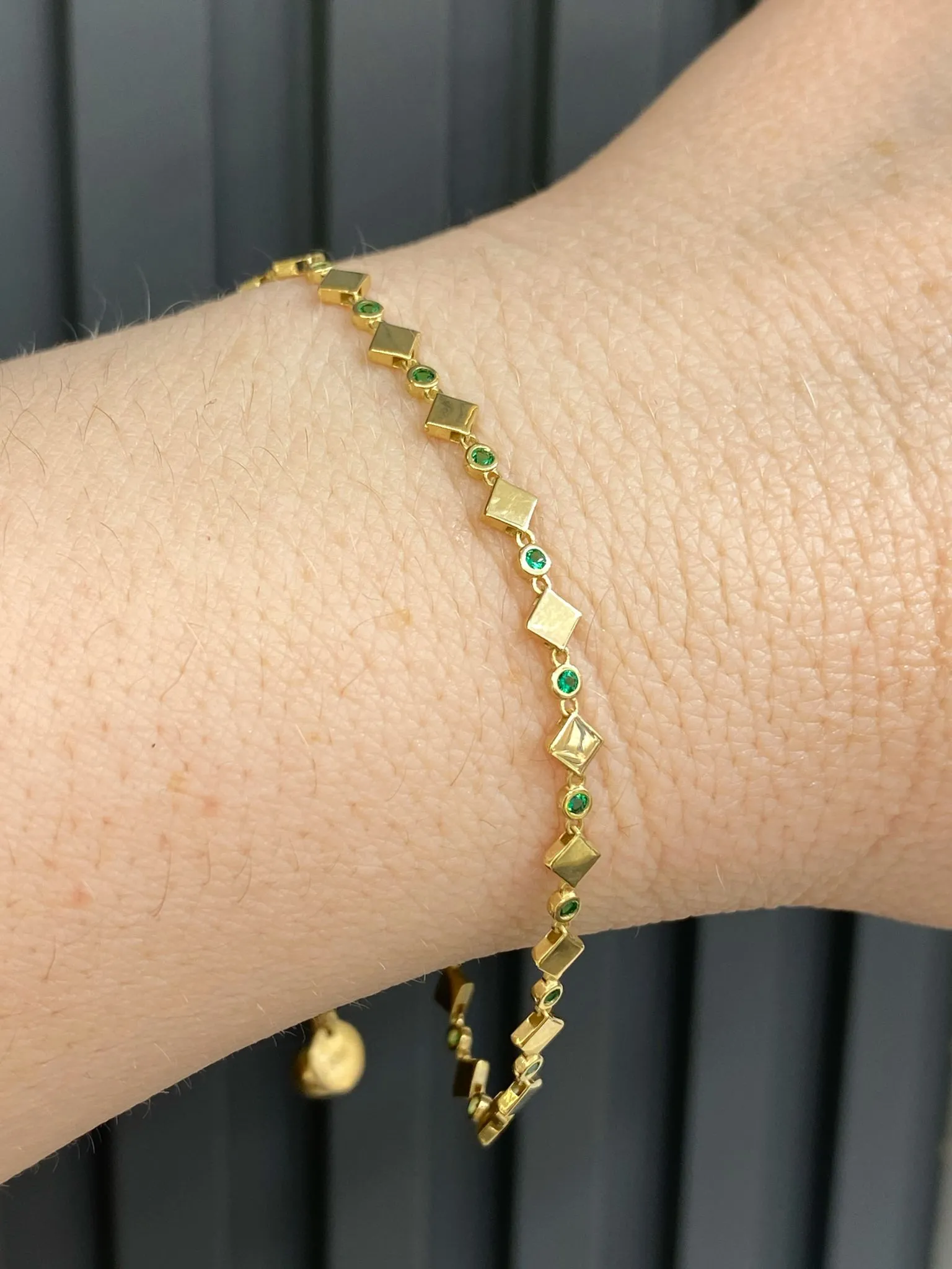 Favori Marka Yeşil Taşlı İtalyan Model Bileklik