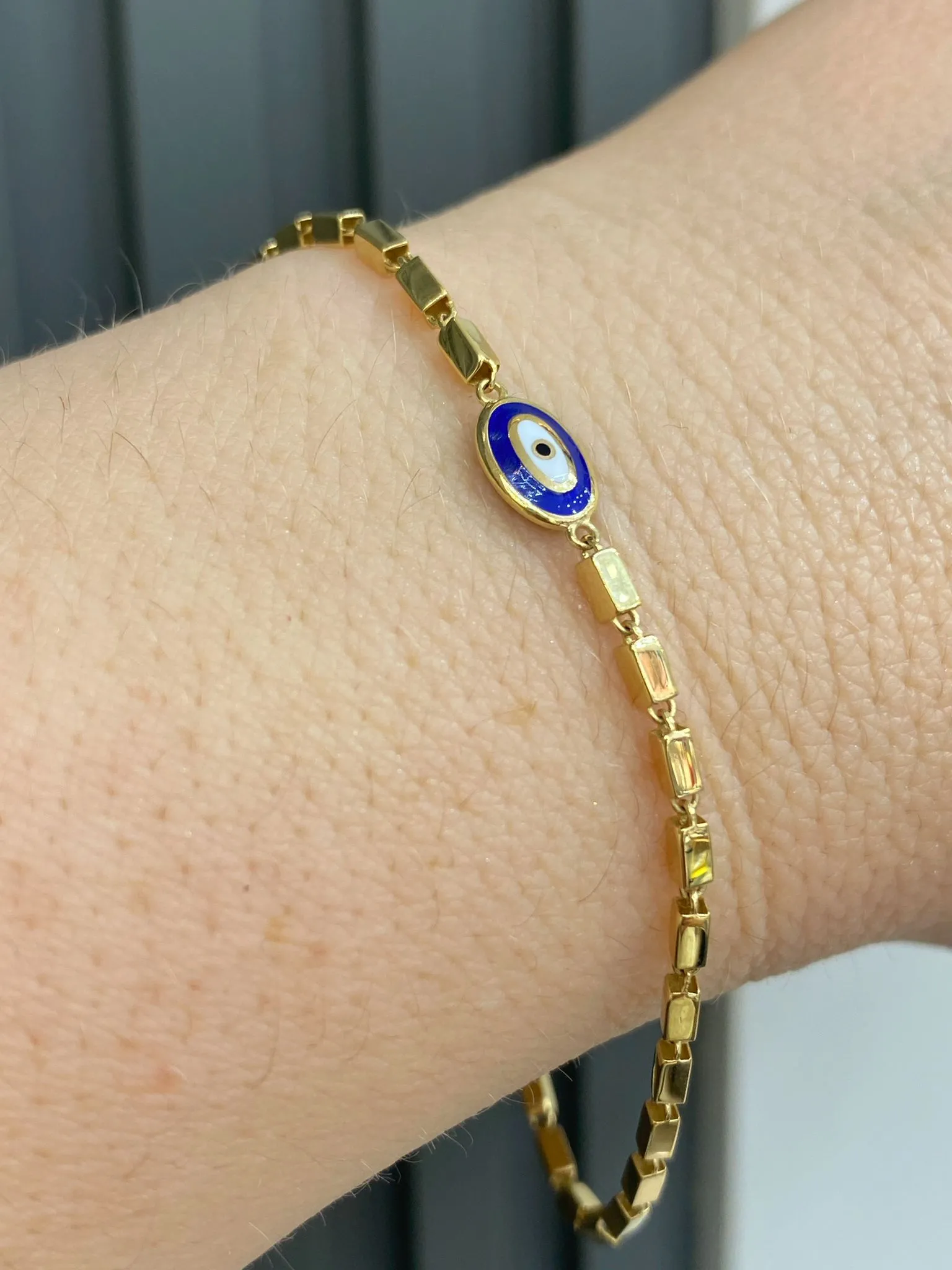 Favori Marka Mineli Model Bileklik