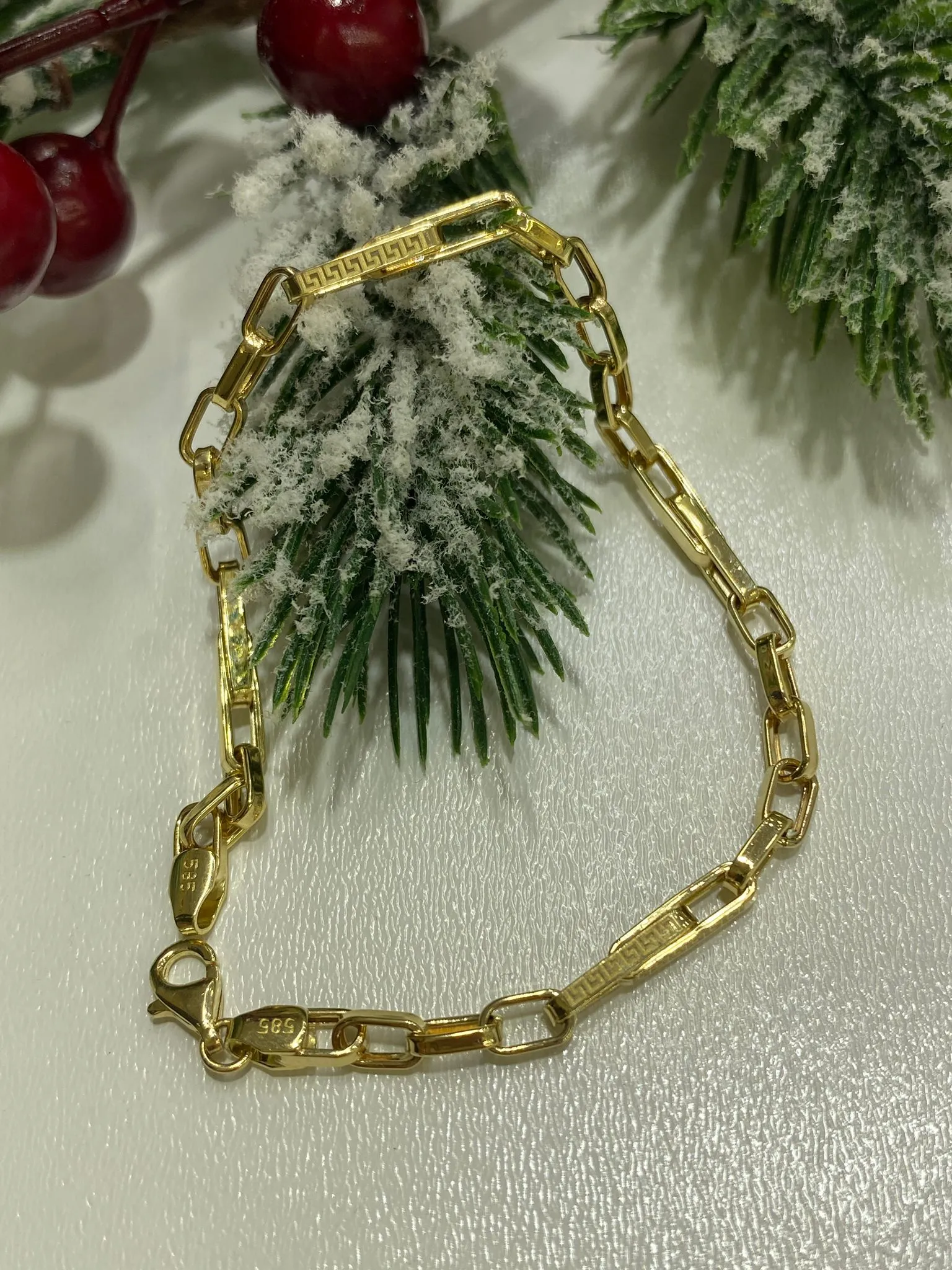 Favori Marka Gerek Model Bileklik